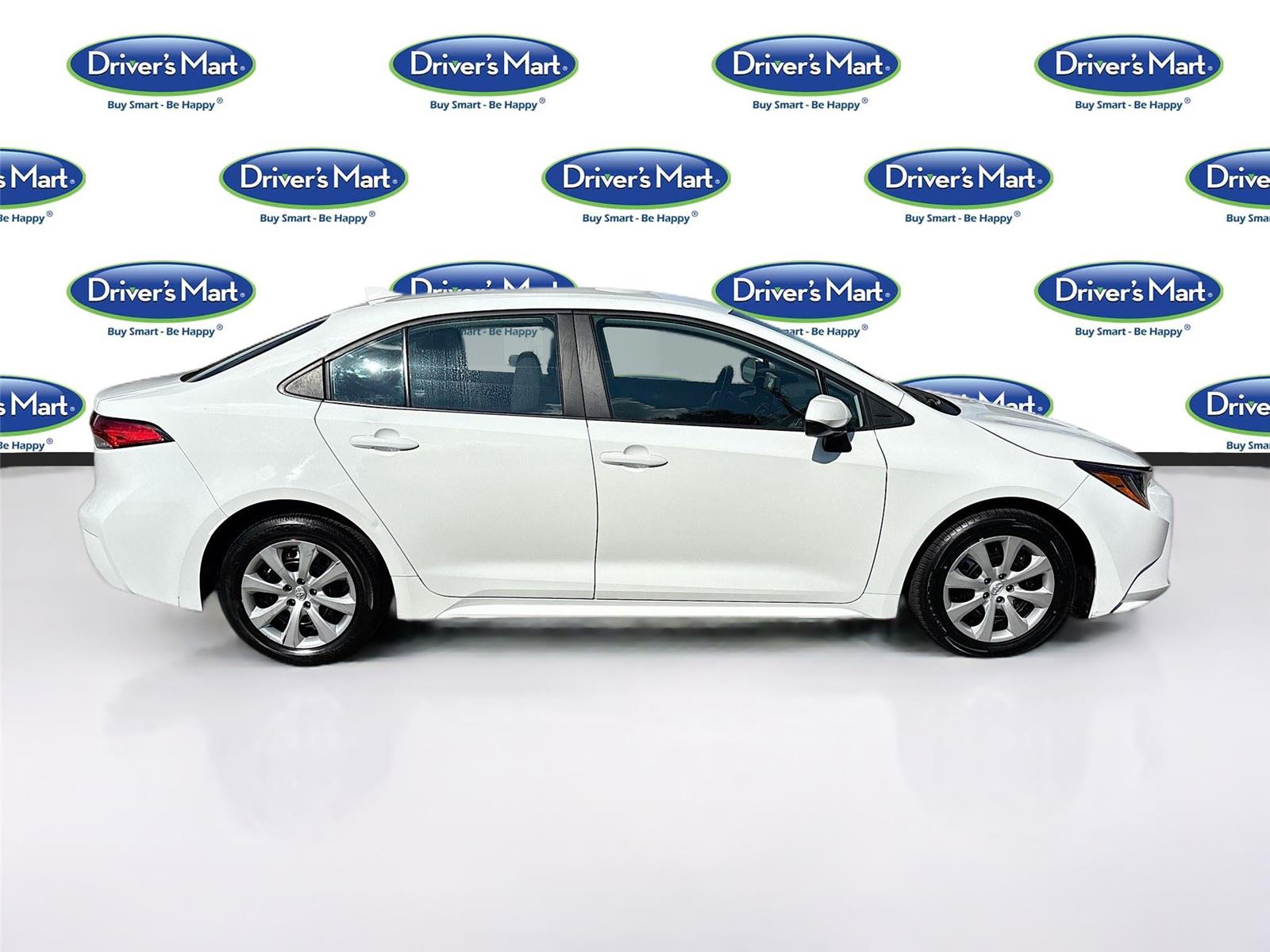 2024 Toyota Corolla LE photo 8