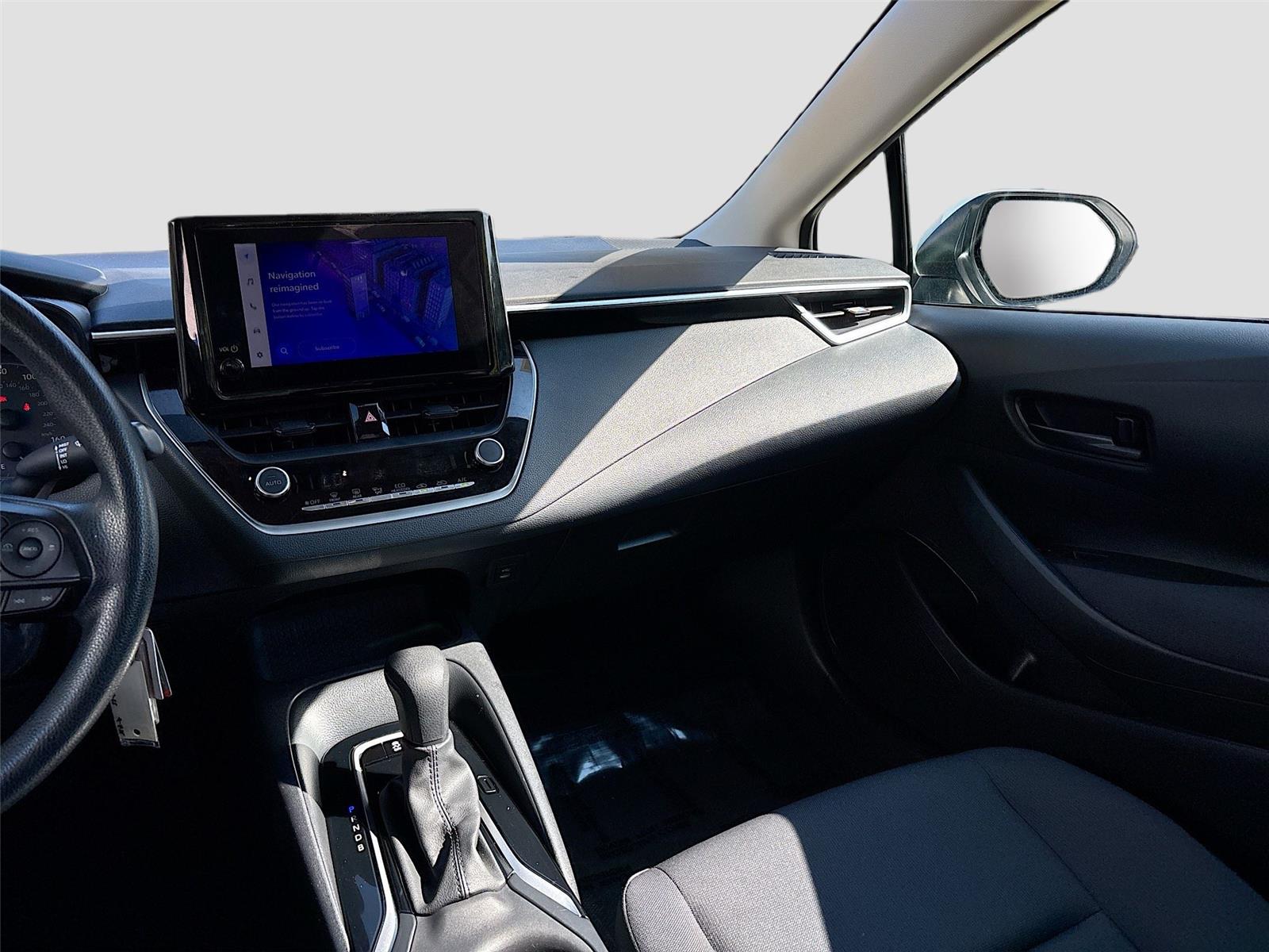 2024 Toyota Corolla LE photo 21