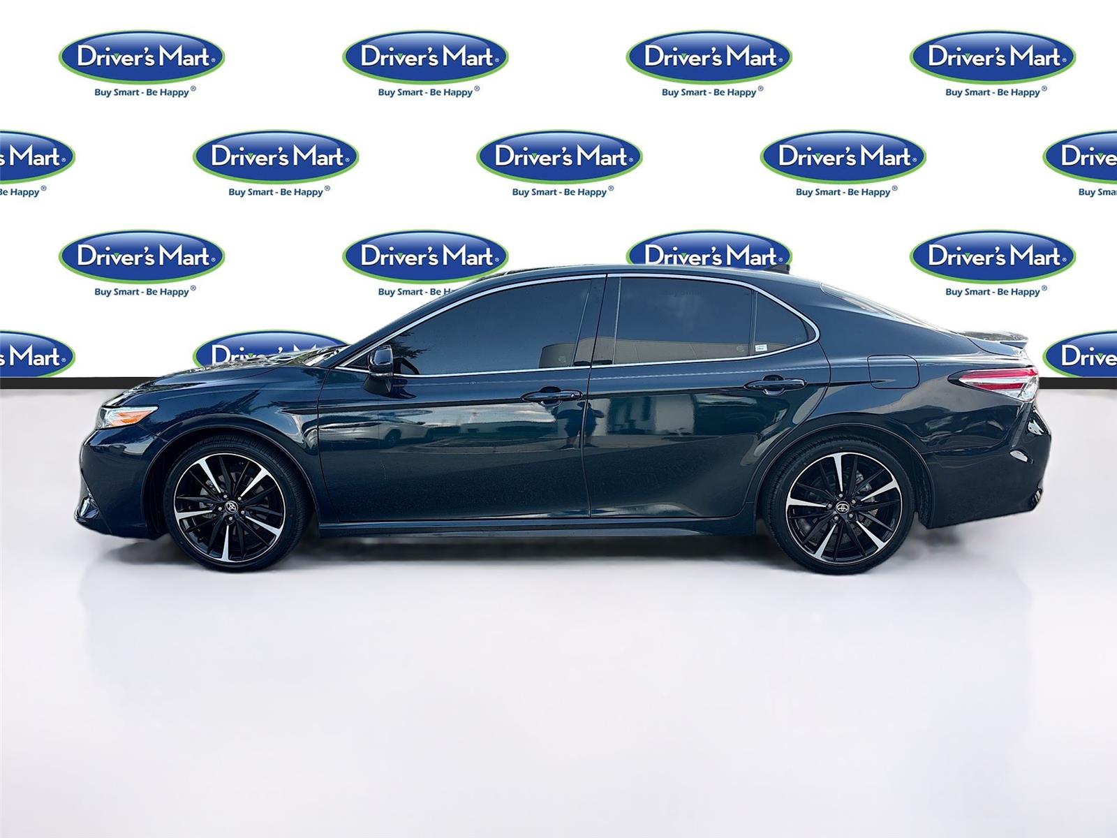 2020 Toyota Camry XSE photo 4