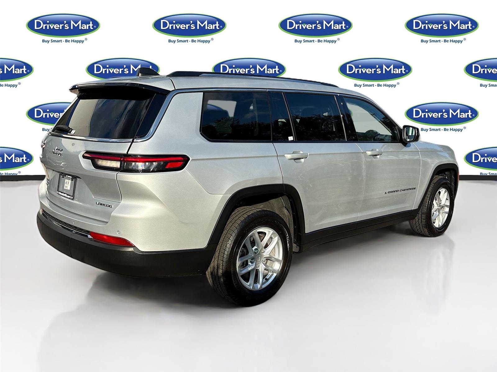 2023 Jeep Grand Cherokee L Laredo