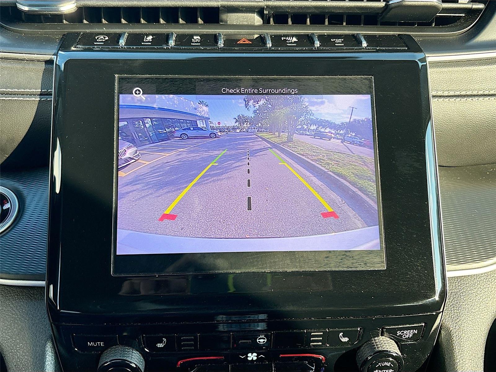 2023 Jeep Grand Cherokee L Laredo