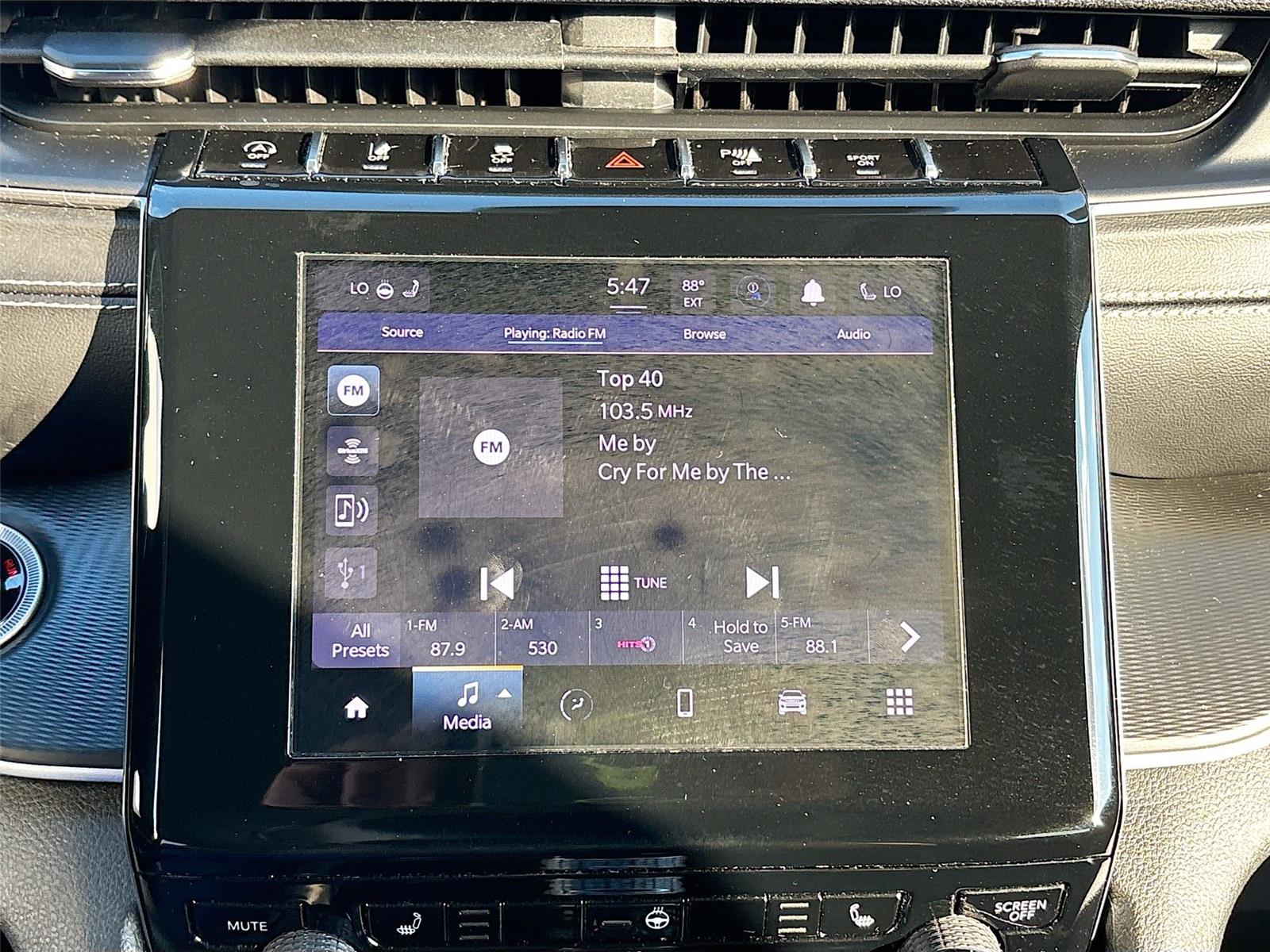 2023 Jeep Grand Cherokee L Laredo