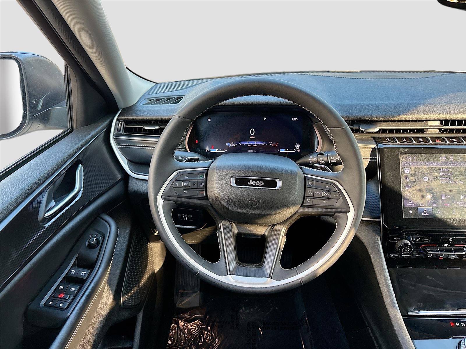 2023 Jeep Grand Cherokee L Laredo