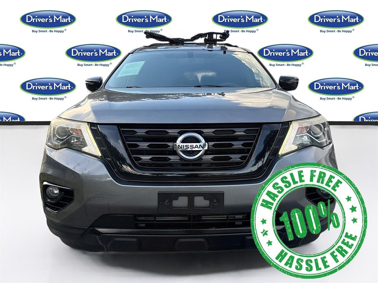 2018 Nissan Pathfinder SL photo 2