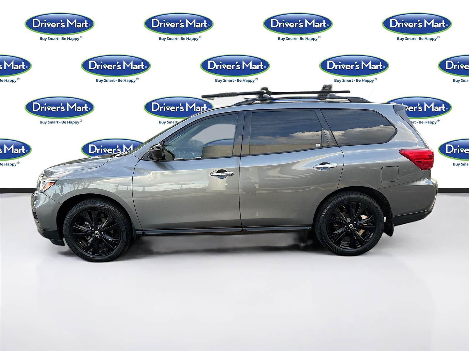 2018 Nissan Pathfinder SL photo 4