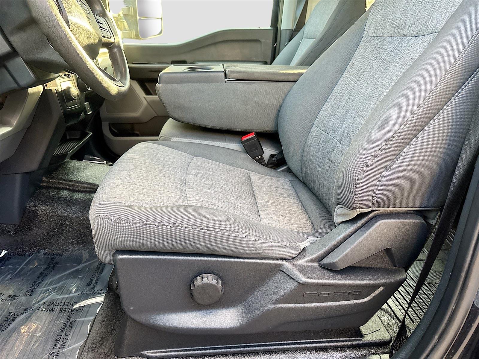 2023 Ford Super Duty F-350 DRW XL