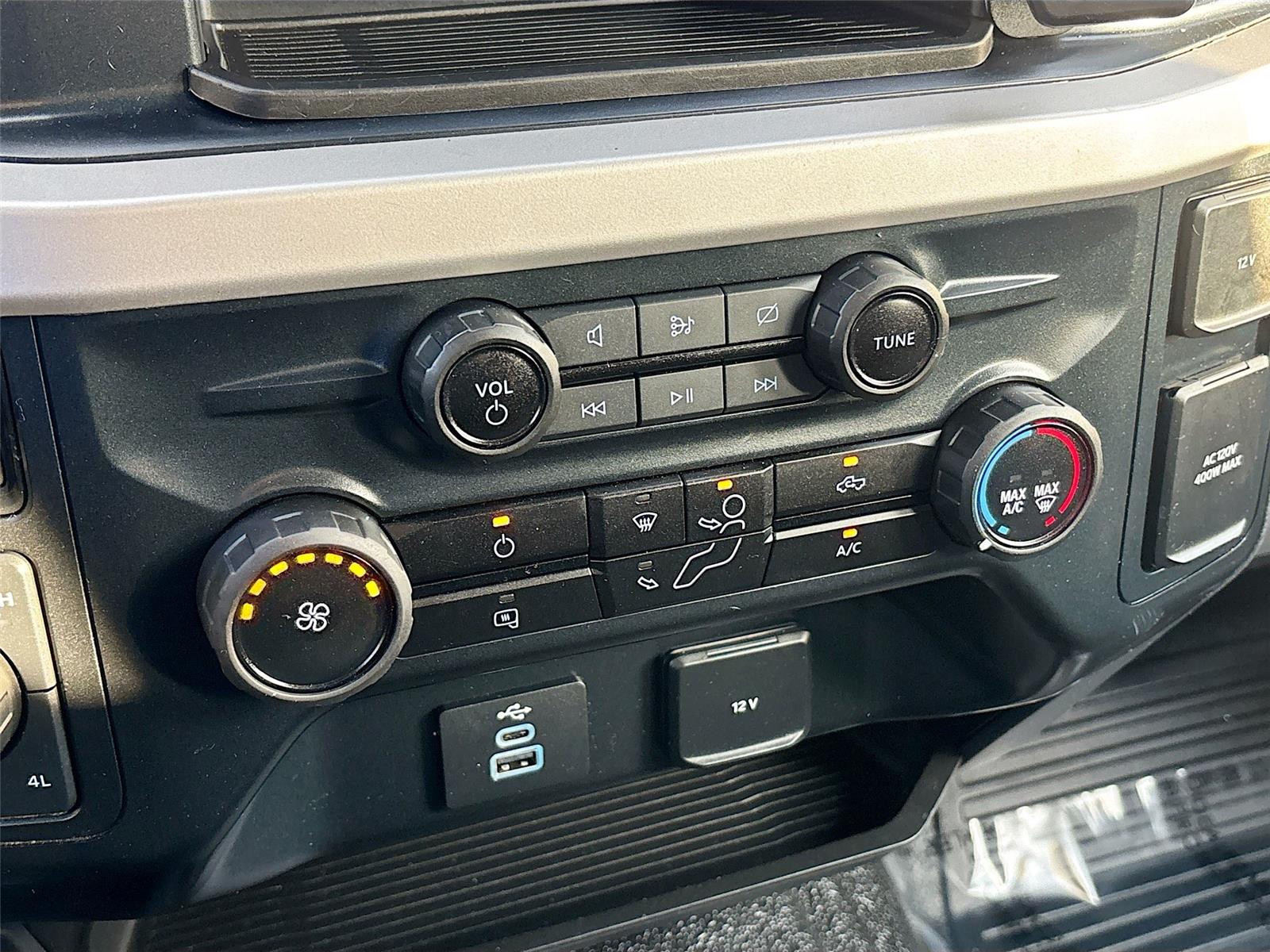 2023 Ford Super Duty F-350 DRW XL