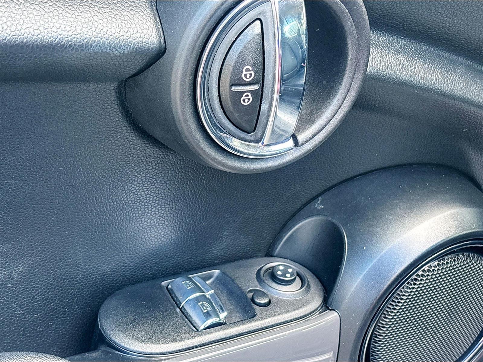 2019 MINI Hardtop 2 Door Cooper