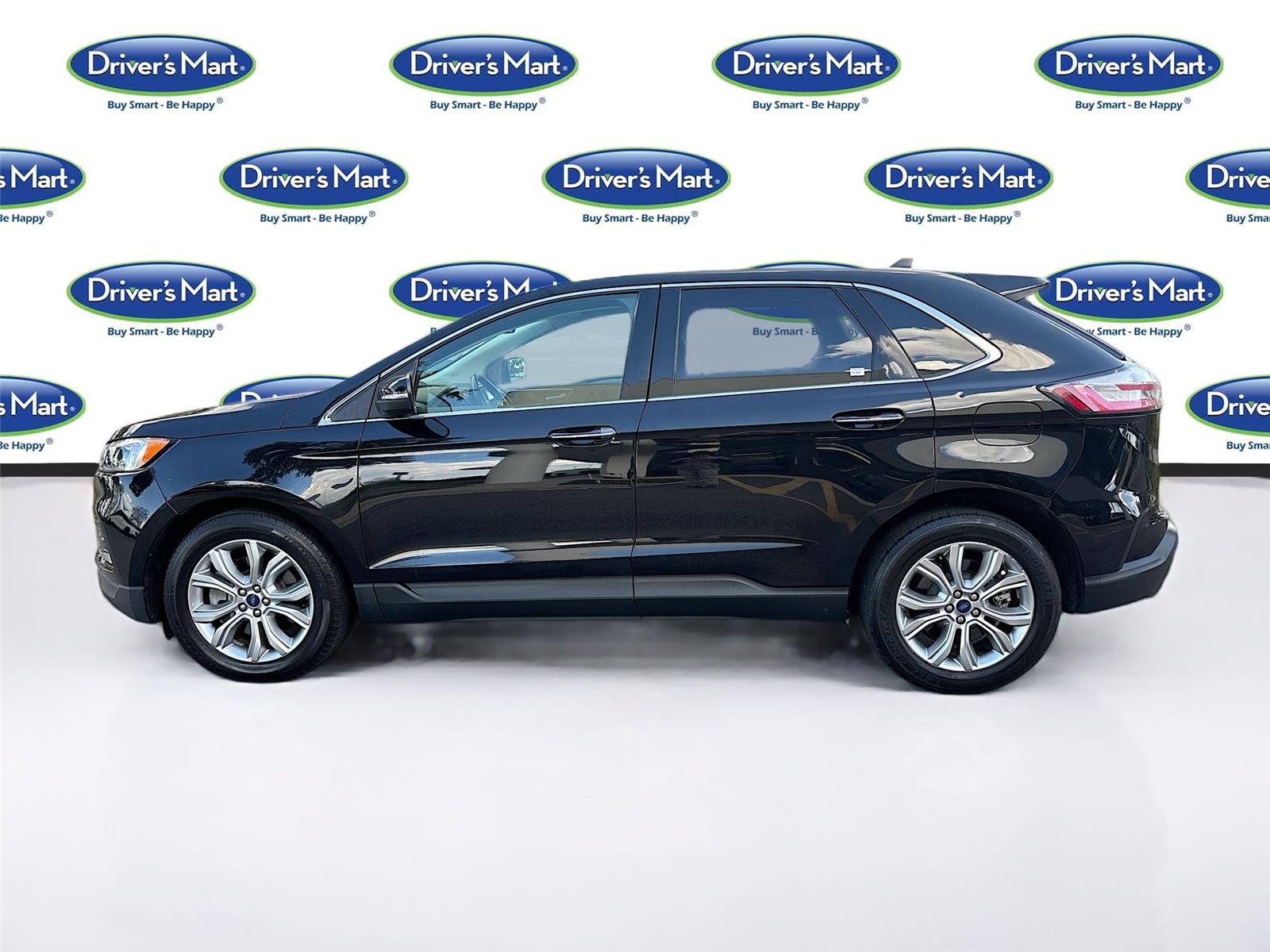 2022 Ford Edge Titanium photo 4