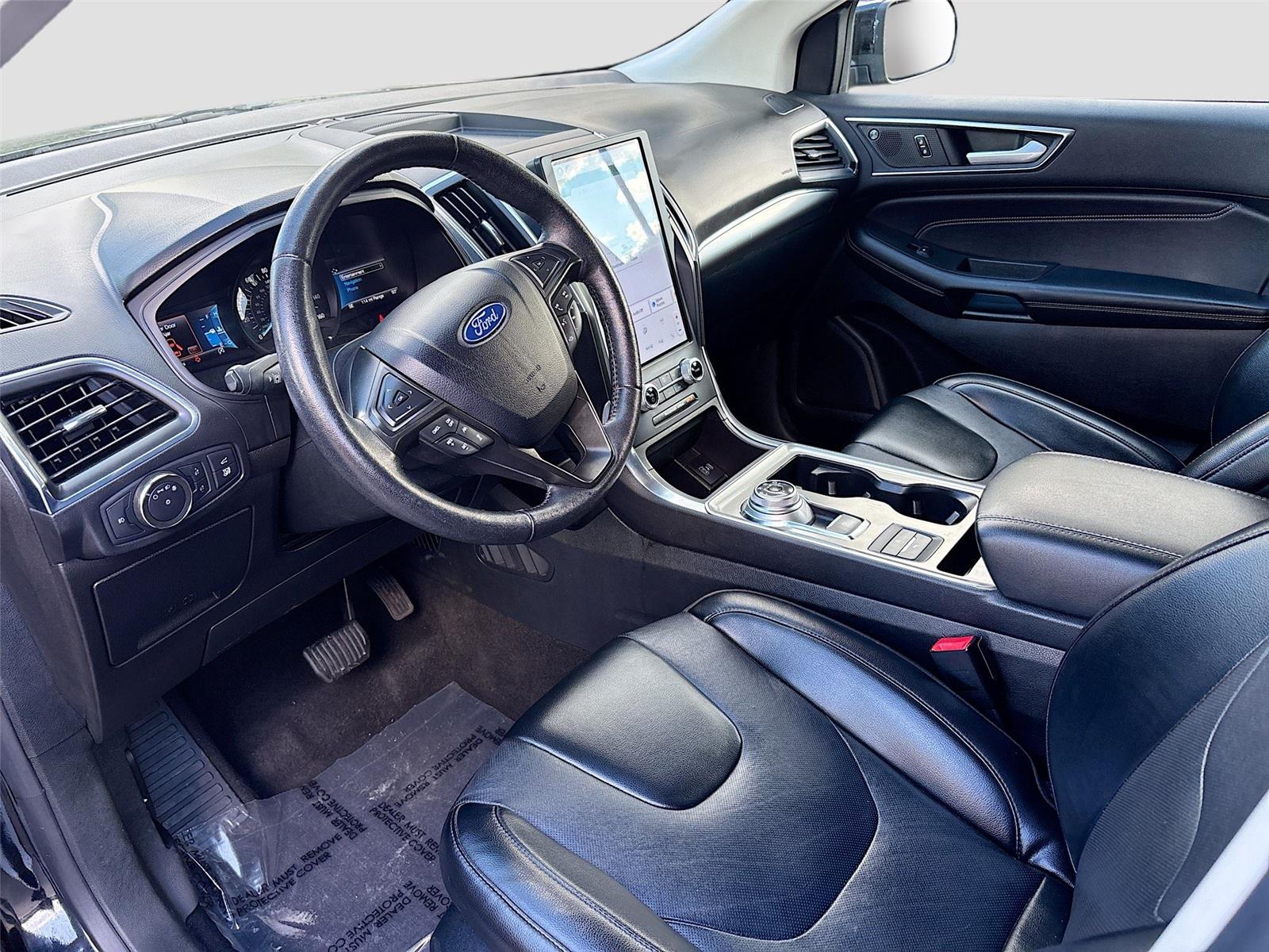 2022 Ford Edge Titanium