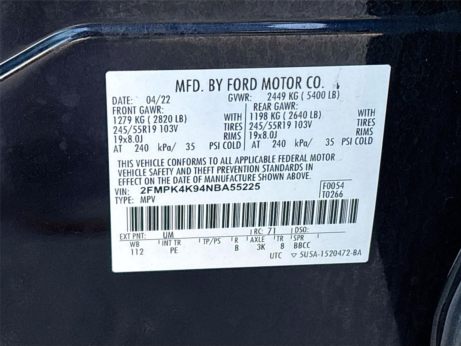 2022 Ford Edge Titanium