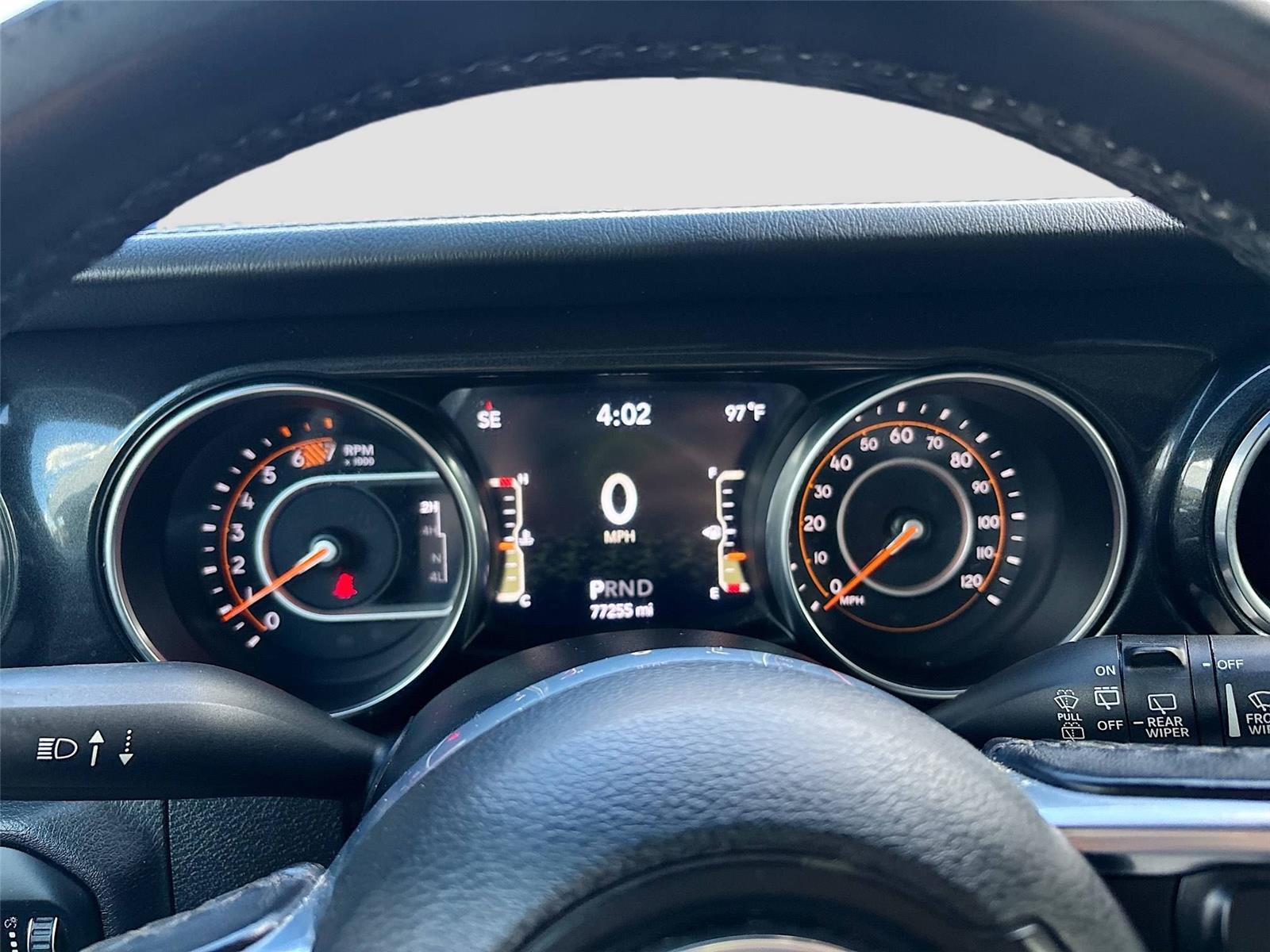 2020 Jeep Wrangler Unlimited Sahara Altitude