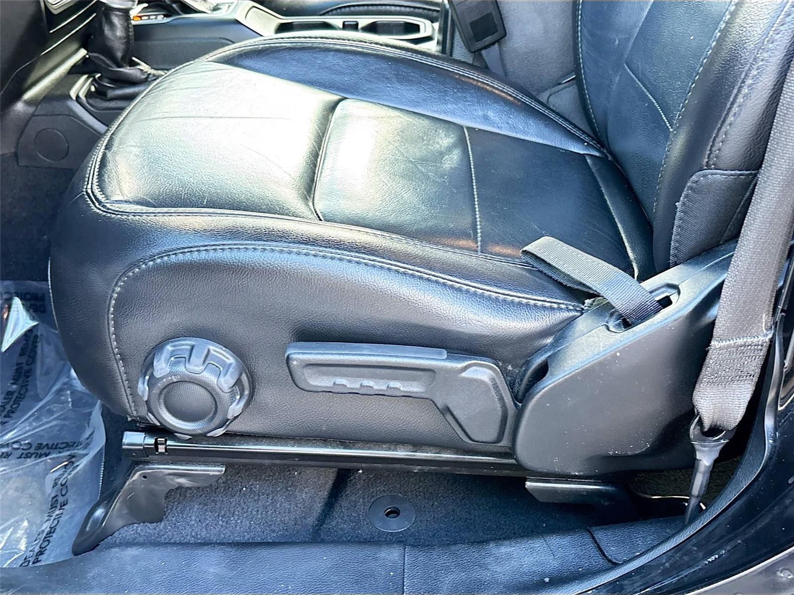 2020 Jeep Wrangler Unlimited Sahara Altitude