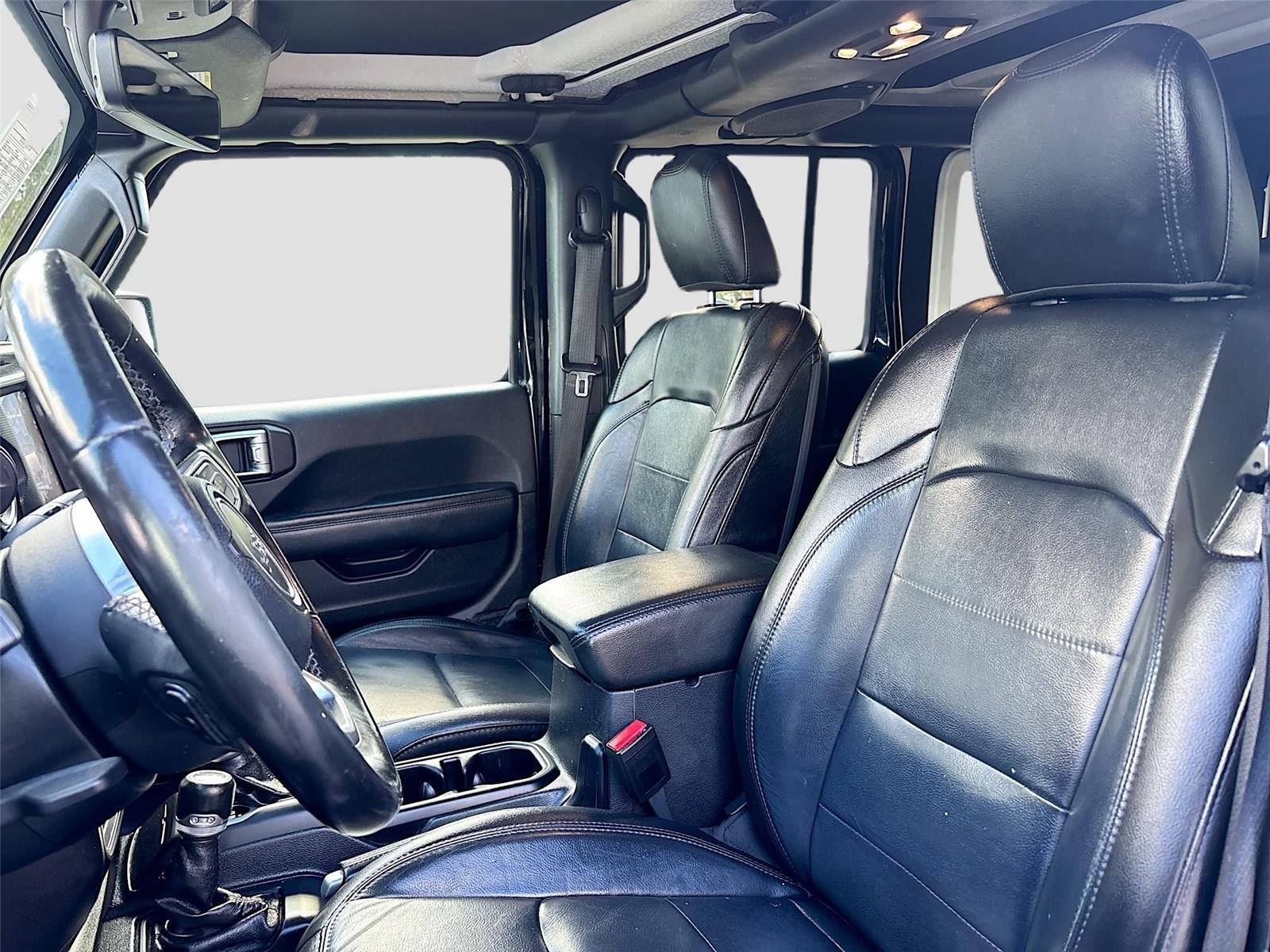 2020 Jeep Wrangler Unlimited Sahara Altitude