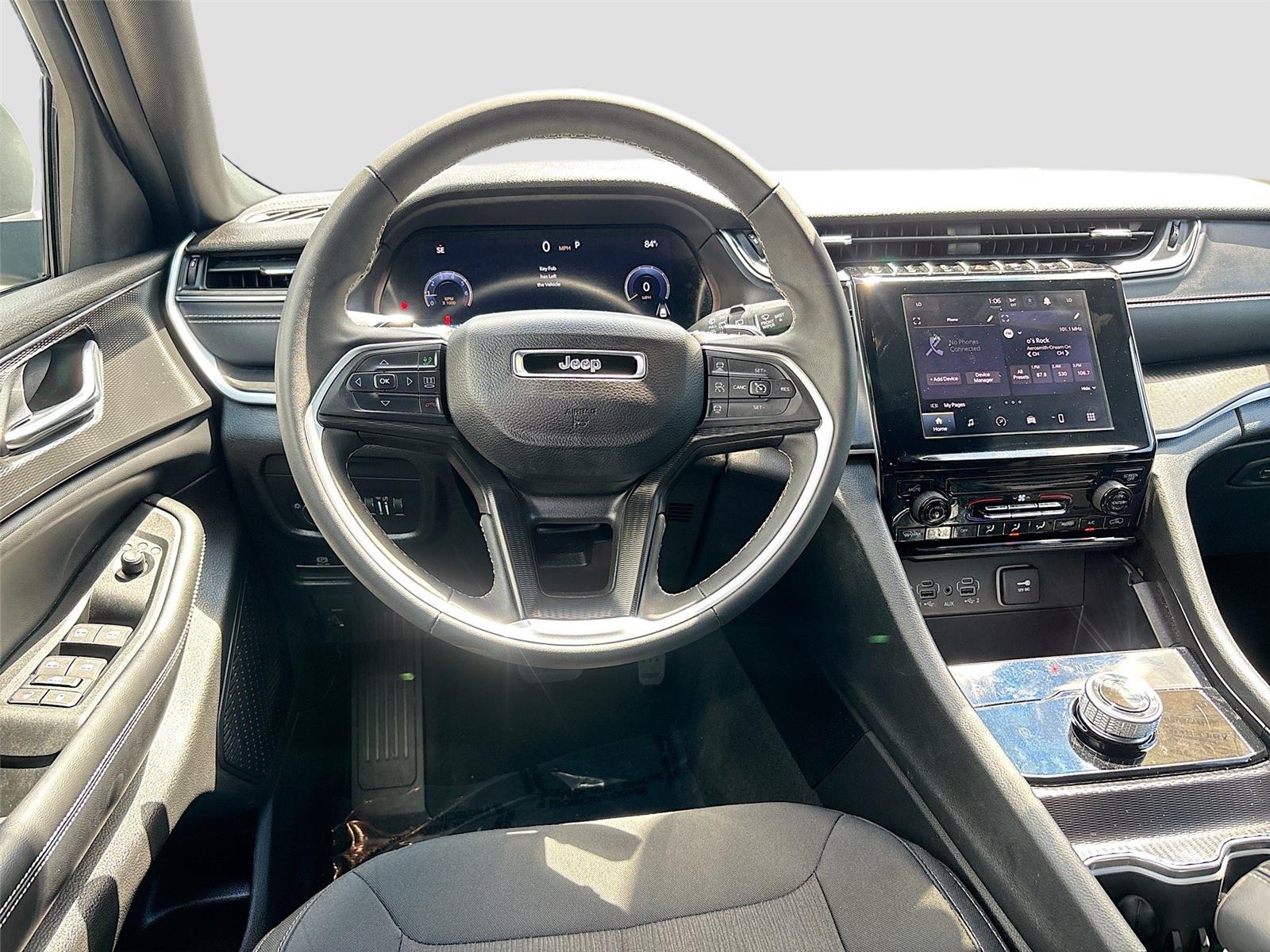 2024 Jeep Grand Cherokee L Laredo