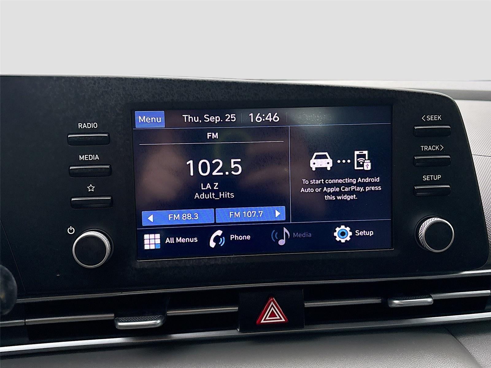 2021 Hyundai Elantra SE