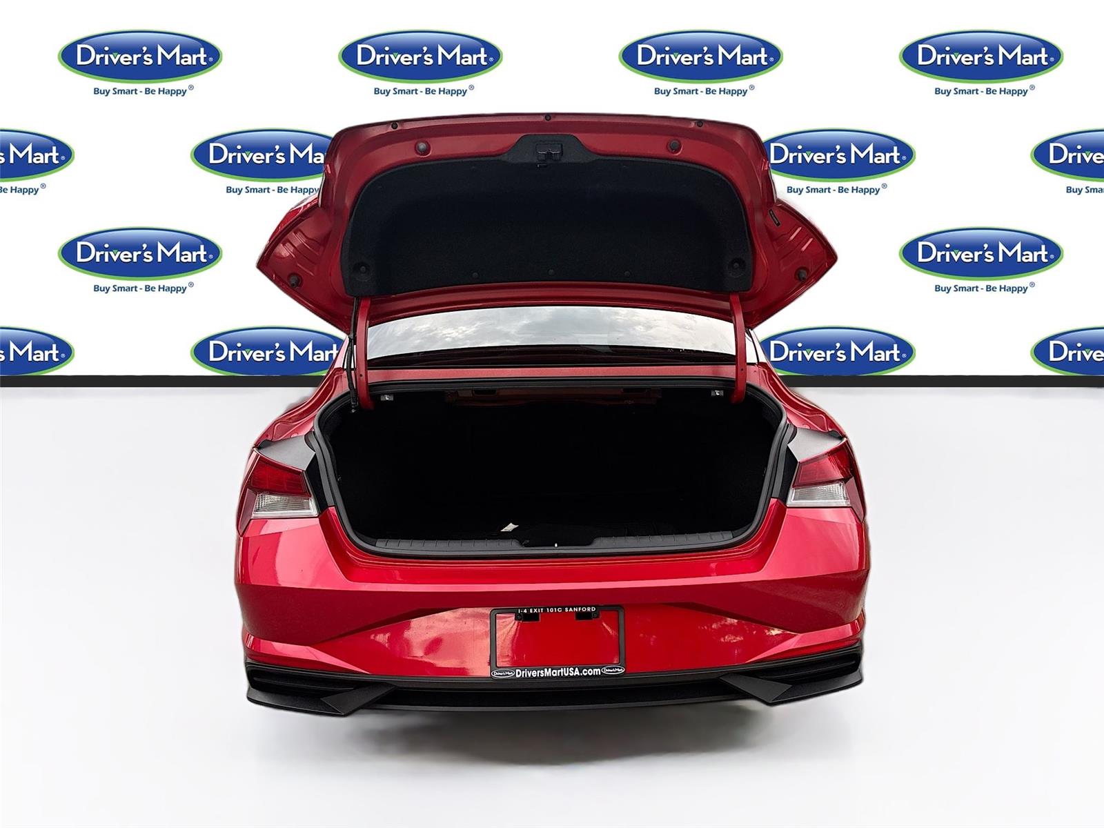 2021 Hyundai Elantra SE