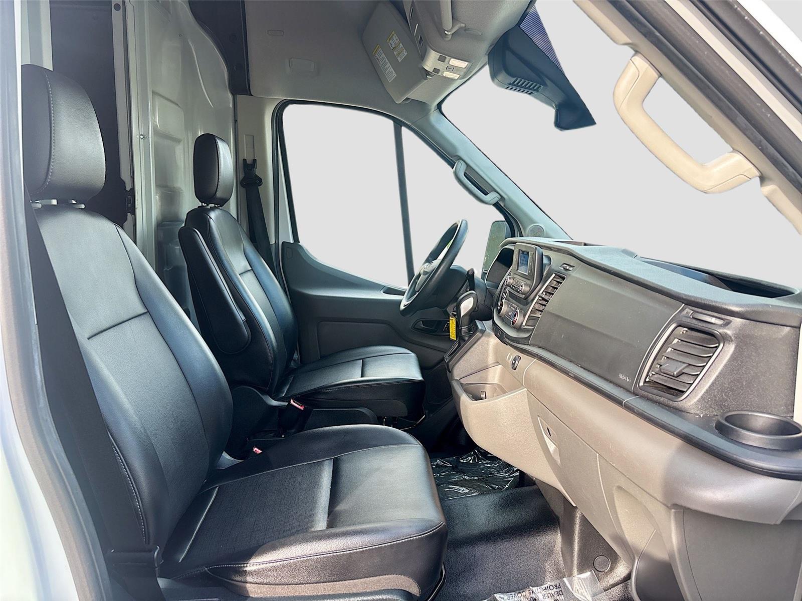 2023 Ford Transit Cargo Van