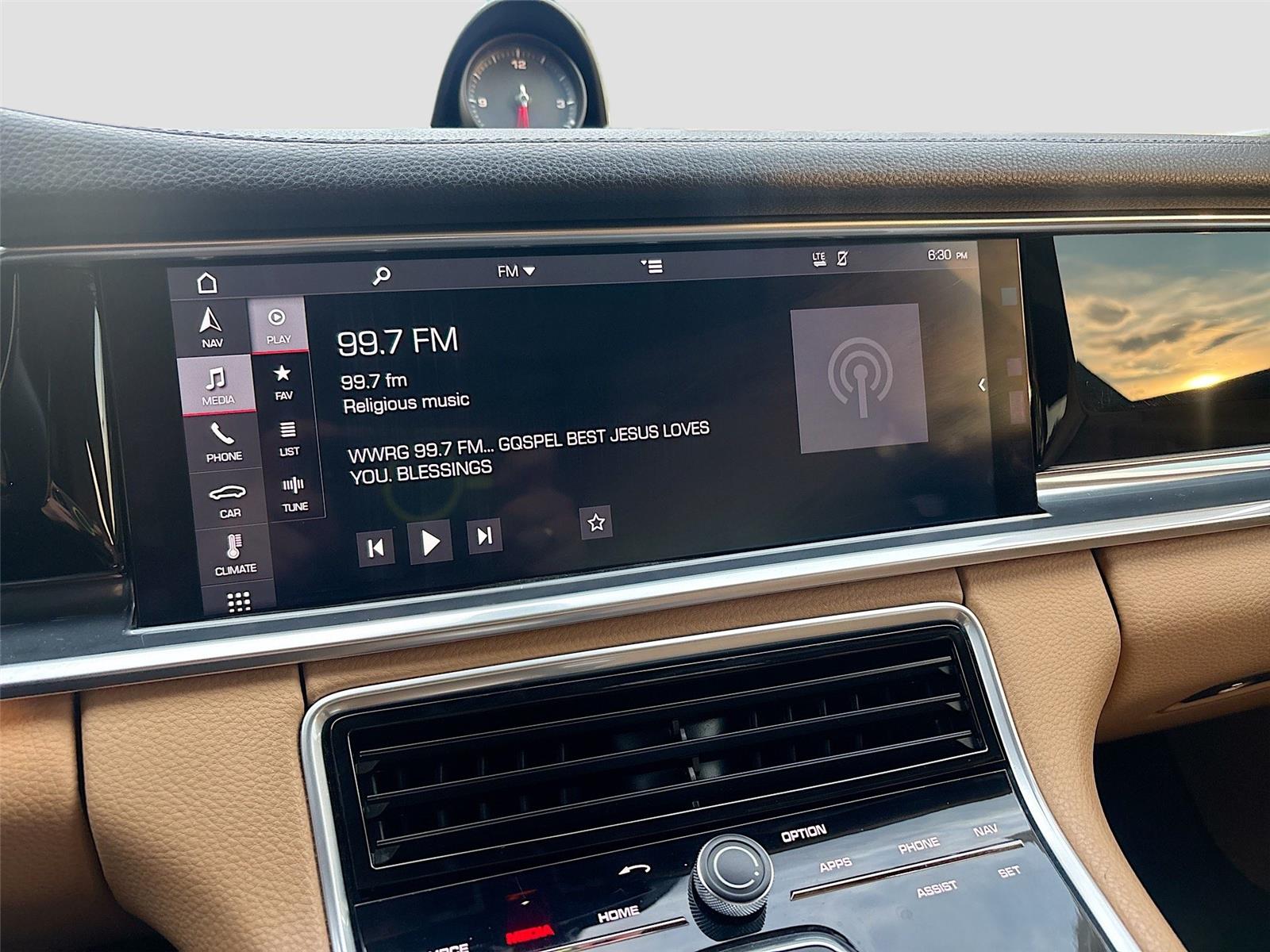 2018 Porsche Panamera