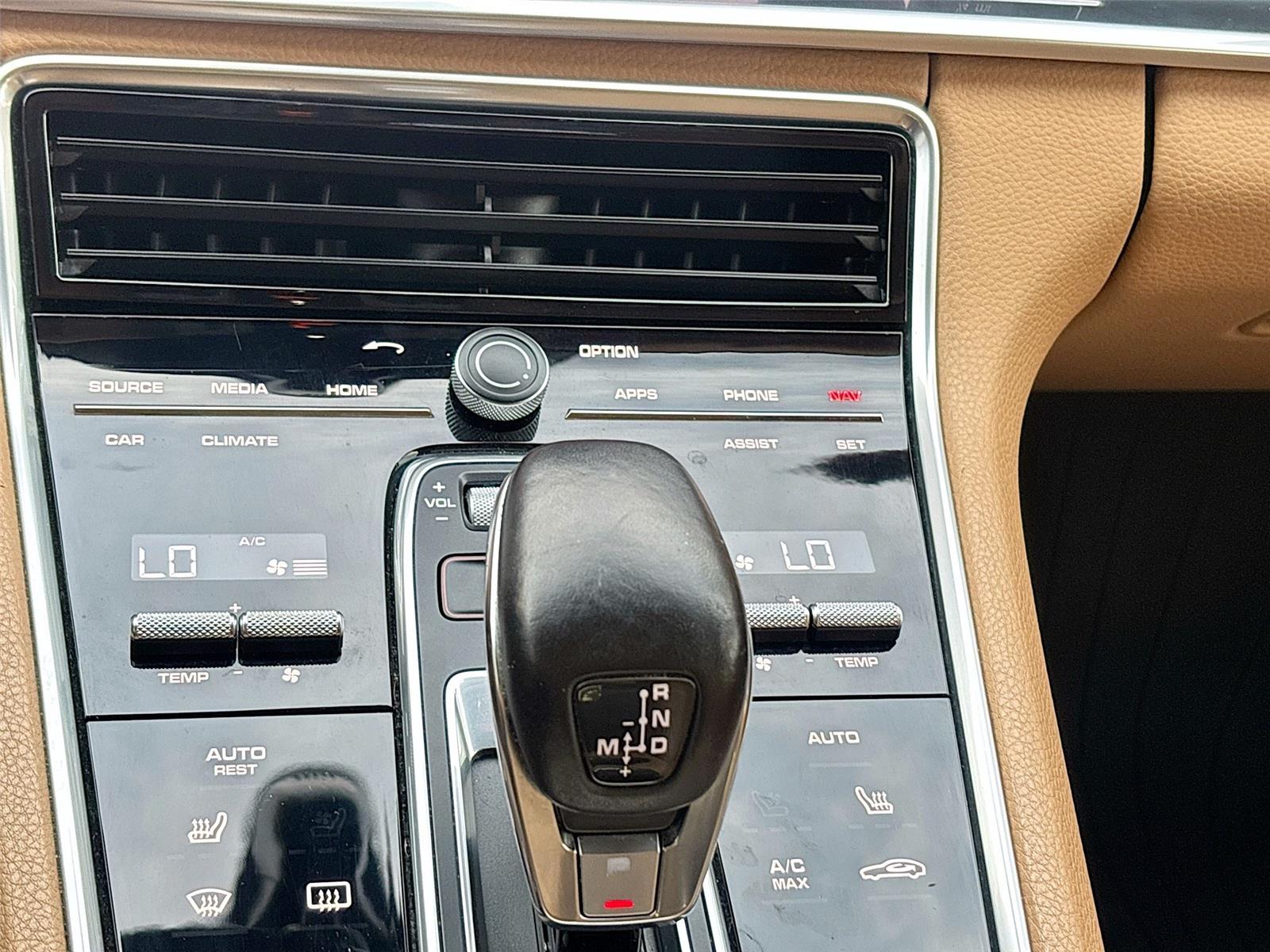 2018 Porsche Panamera