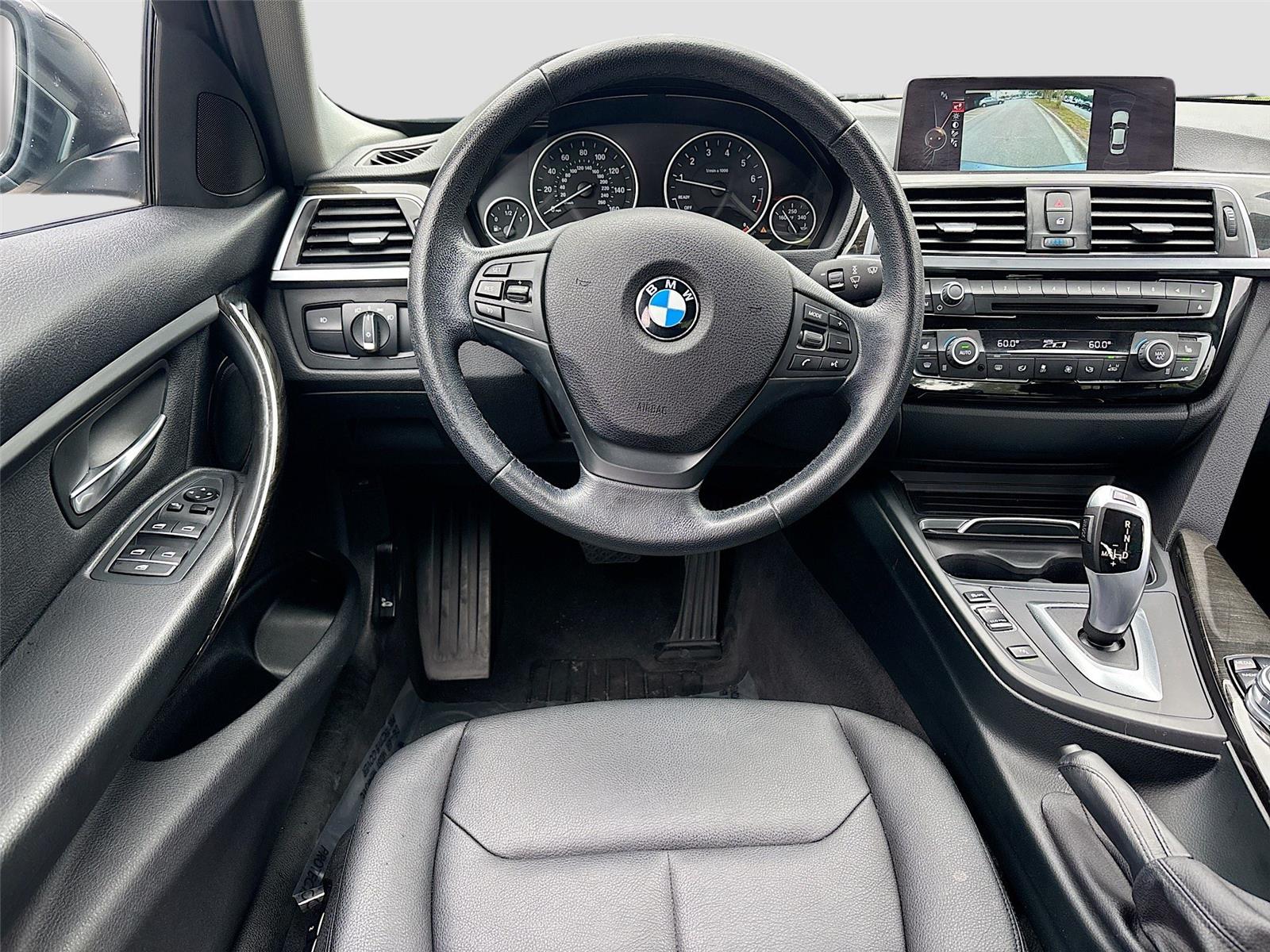 2016 Bmw 320i xDrive SA photo 19