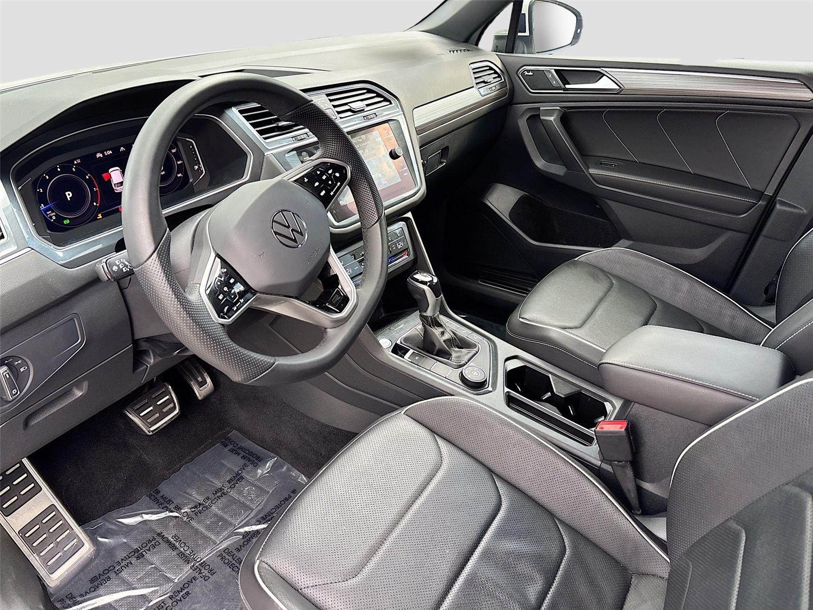 2022 Volkswagen Tiguan SEL R-Line