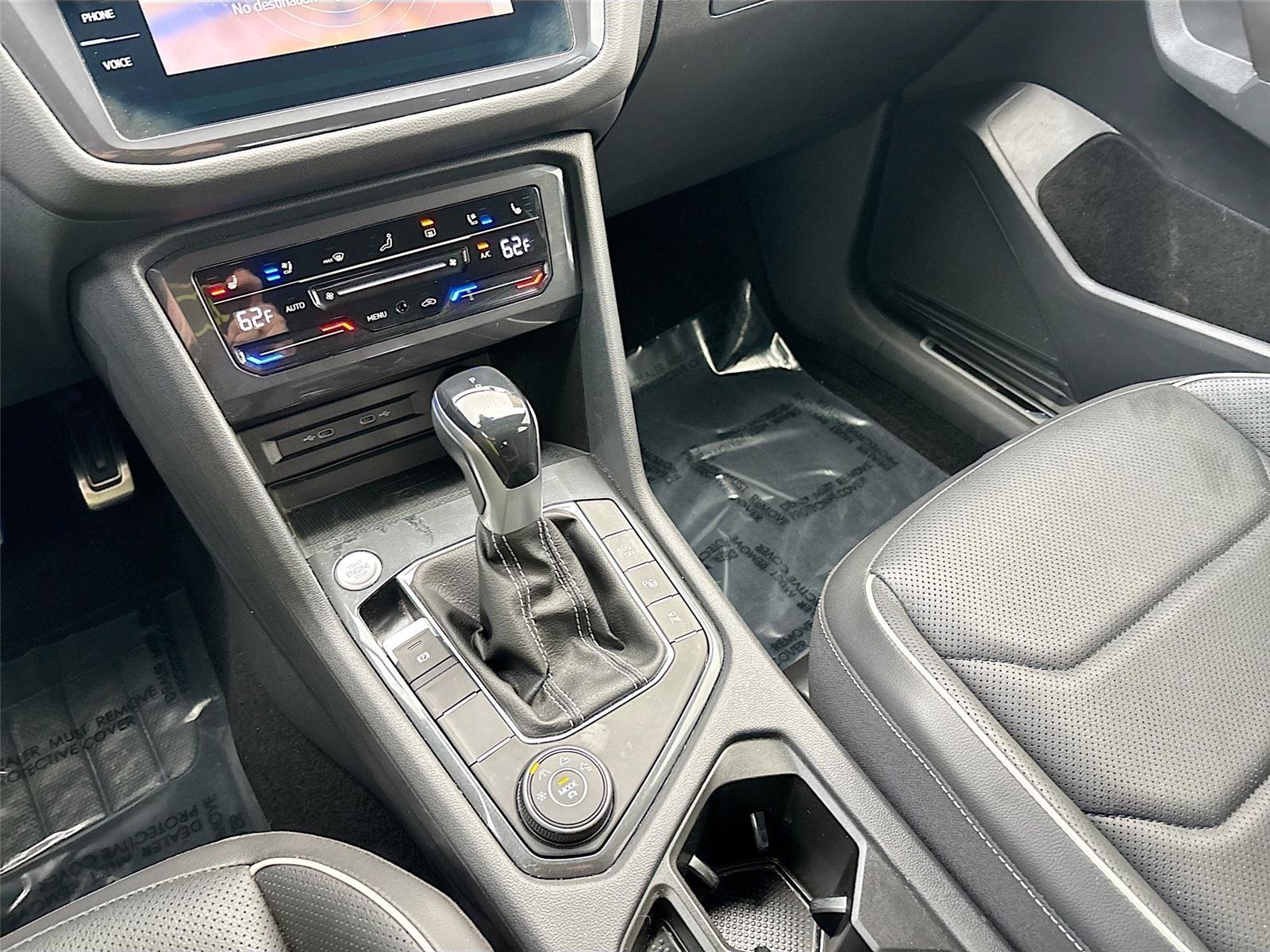 2022 Volkswagen Tiguan SEL R-Line