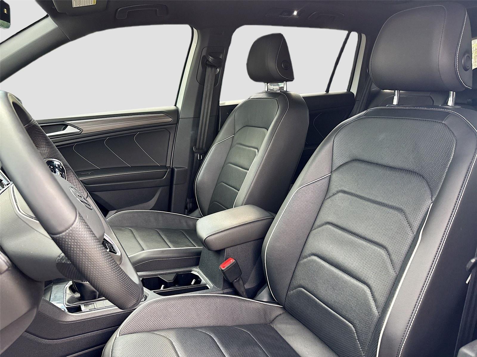 2022 Volkswagen Tiguan SEL R-Line