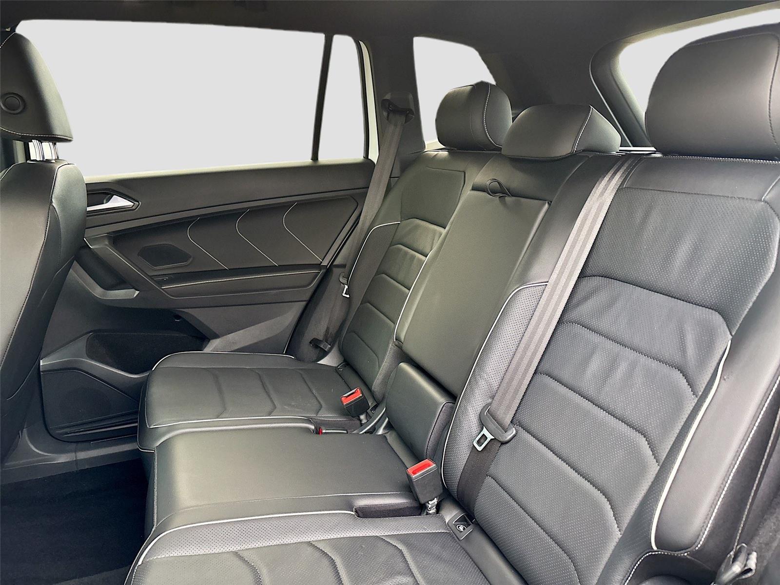 2022 Volkswagen Tiguan SEL R-Line