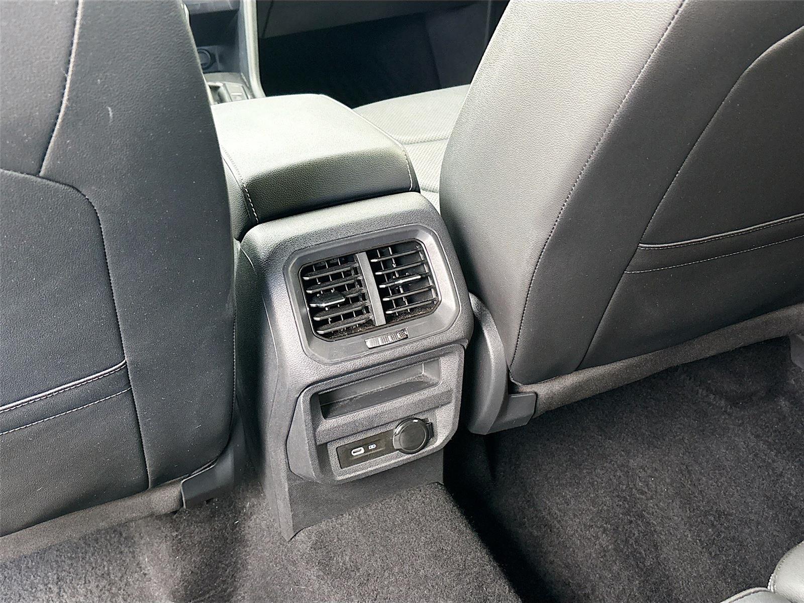 2022 Volkswagen Tiguan SEL R-Line
