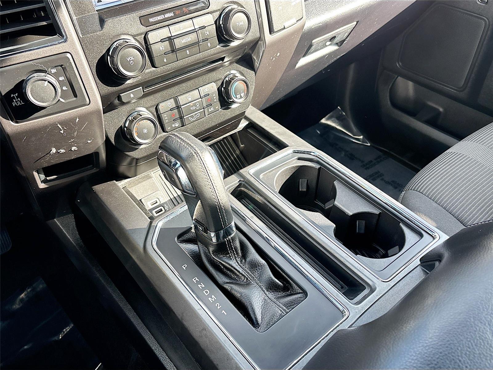 2017 Ford F-150 XLT photo 12