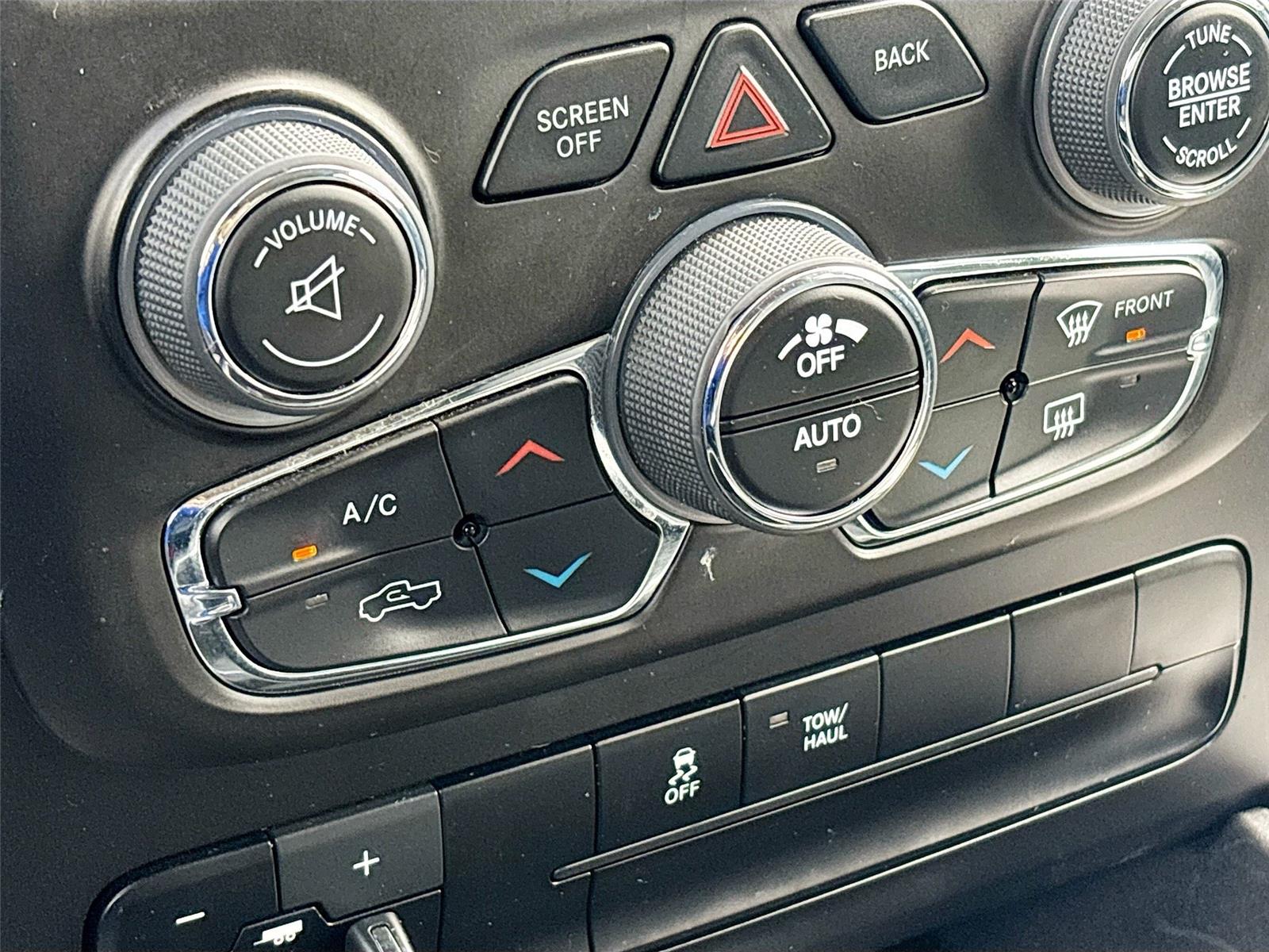 2023 Ram 1500 Classic SLT