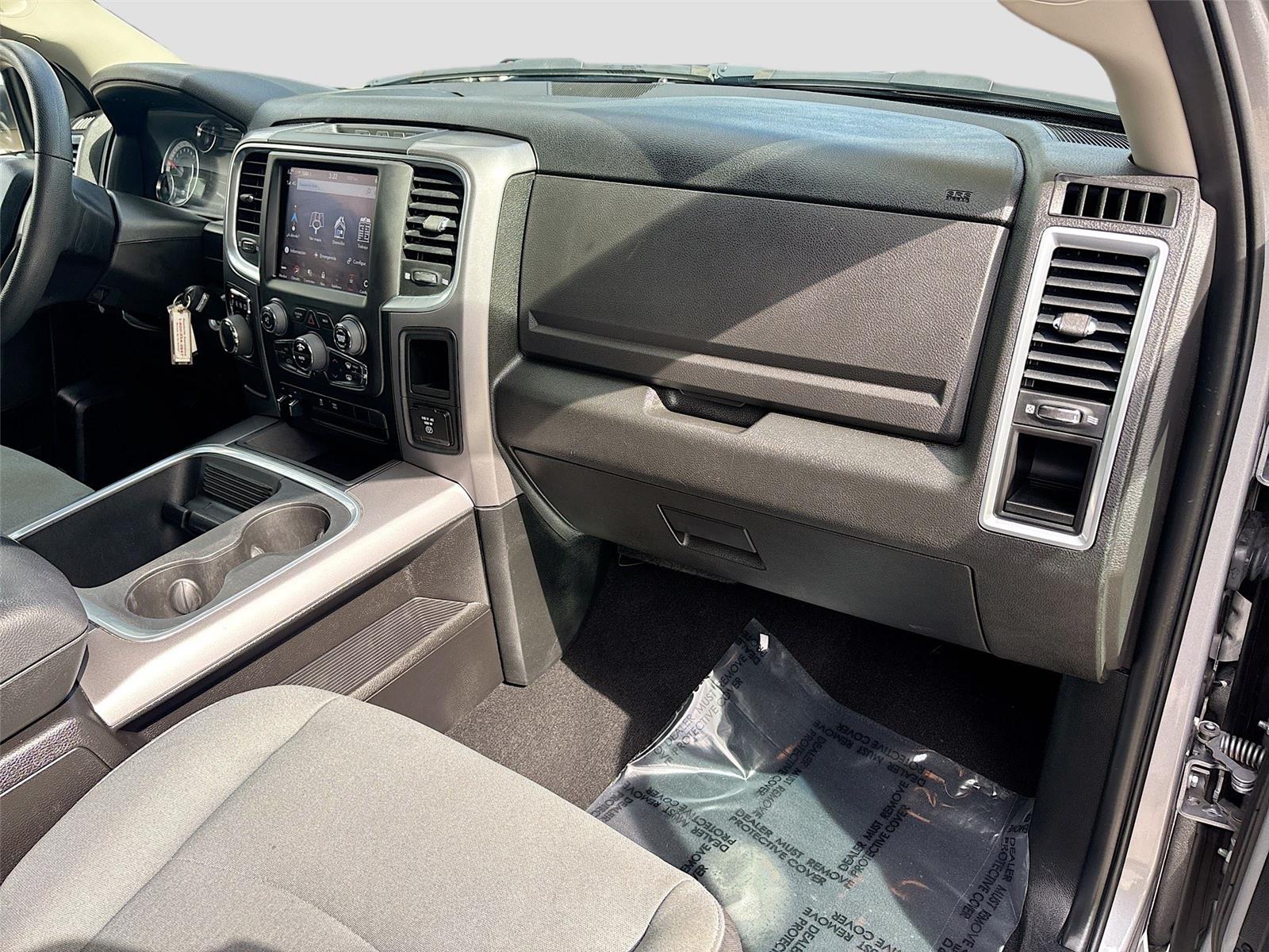 2023 Ram 1500 Classic SLT