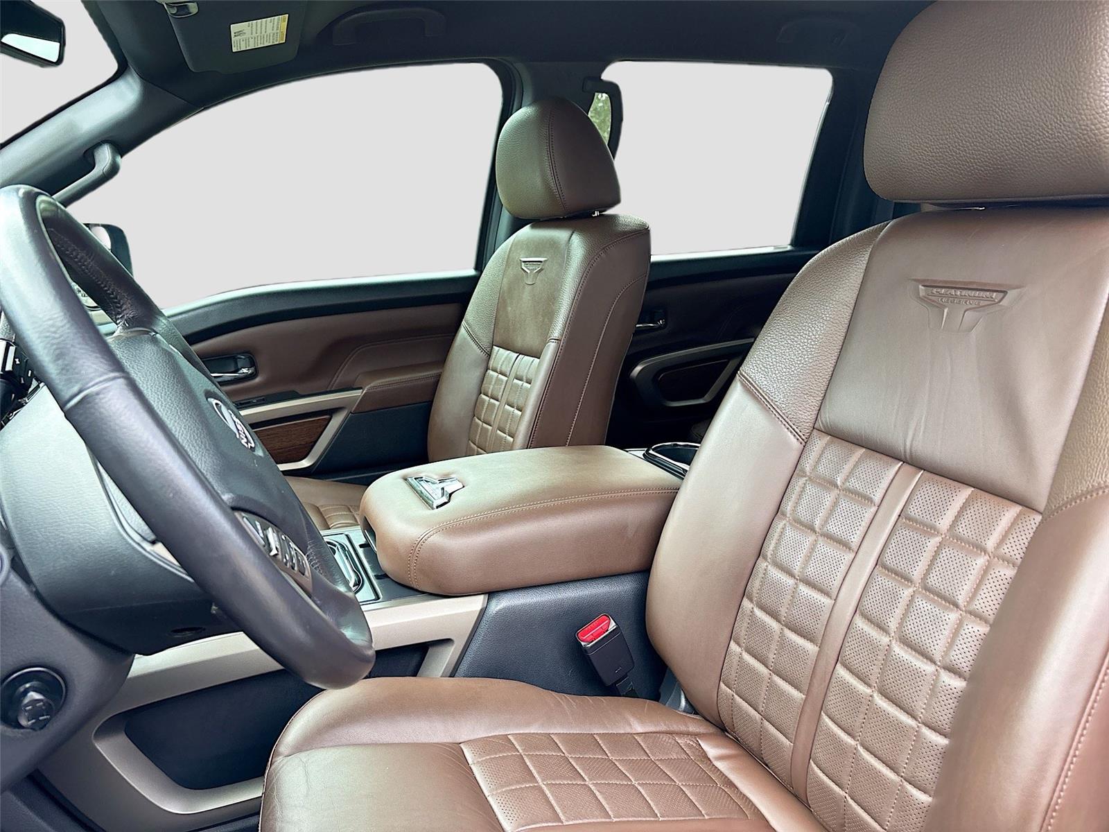 2023 Nissan Titan Platinum Reserve