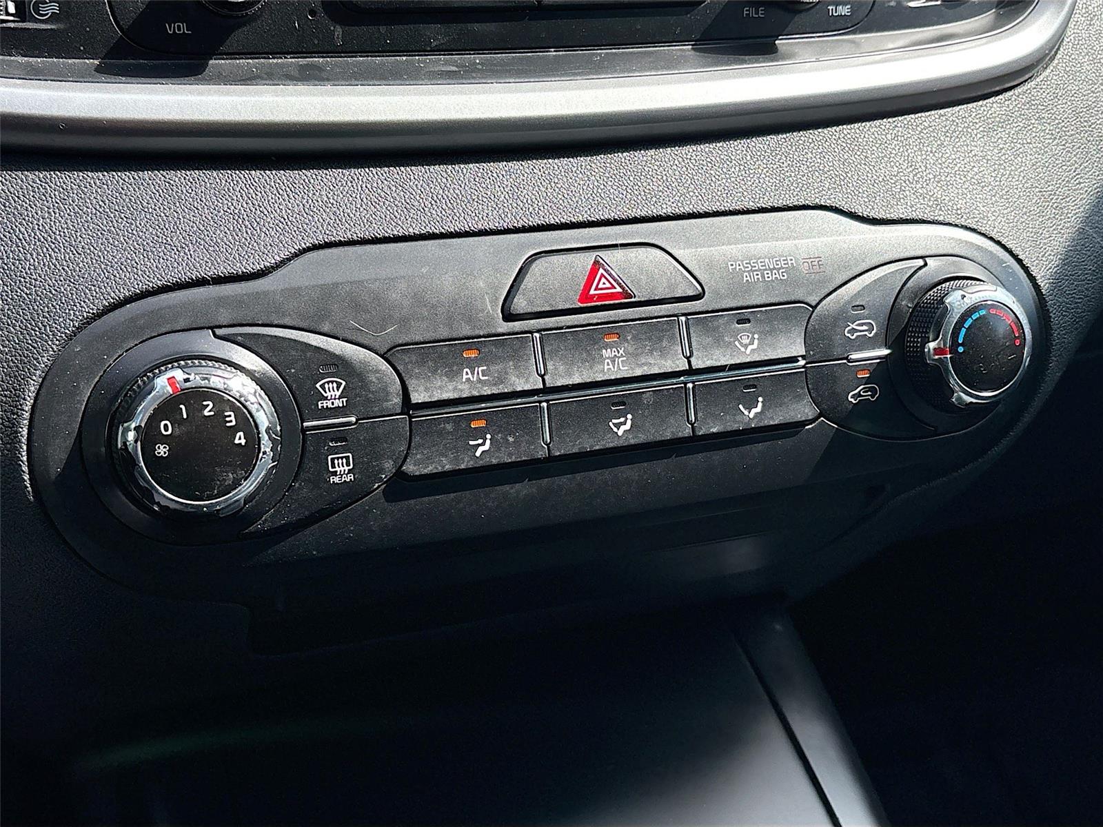 2018 Kia Sorento L