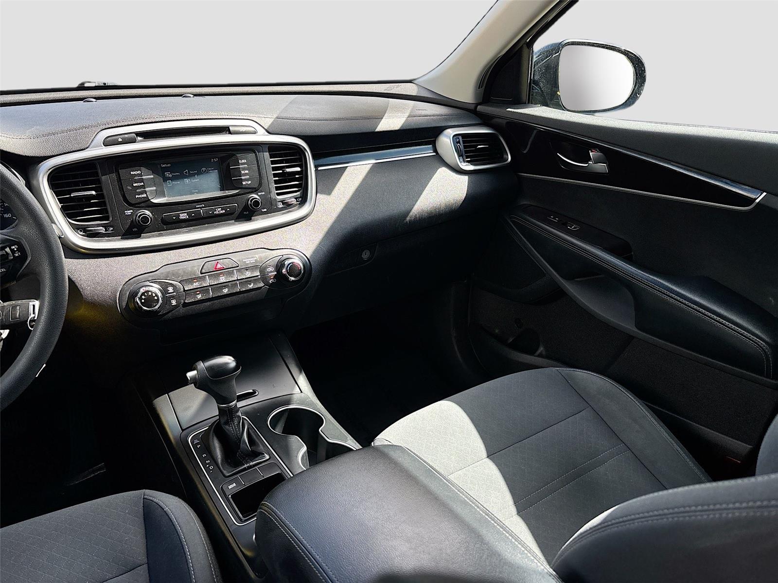 2018 Kia Sorento L