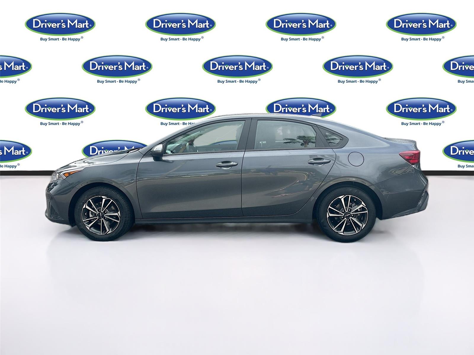 2024 Kia Forte LXS photo 4