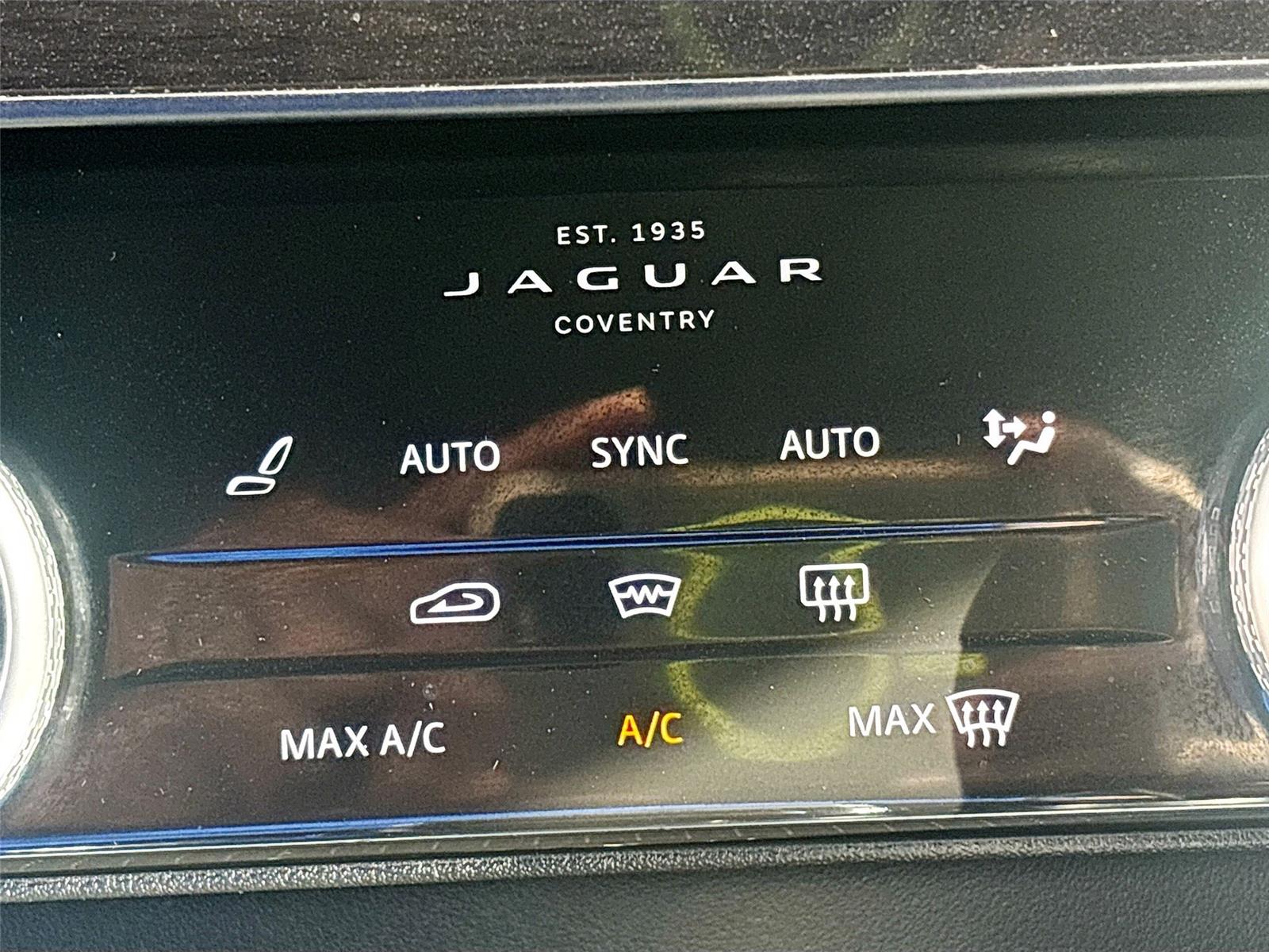 2024 Jaguar F-PACE R-Dynamic S