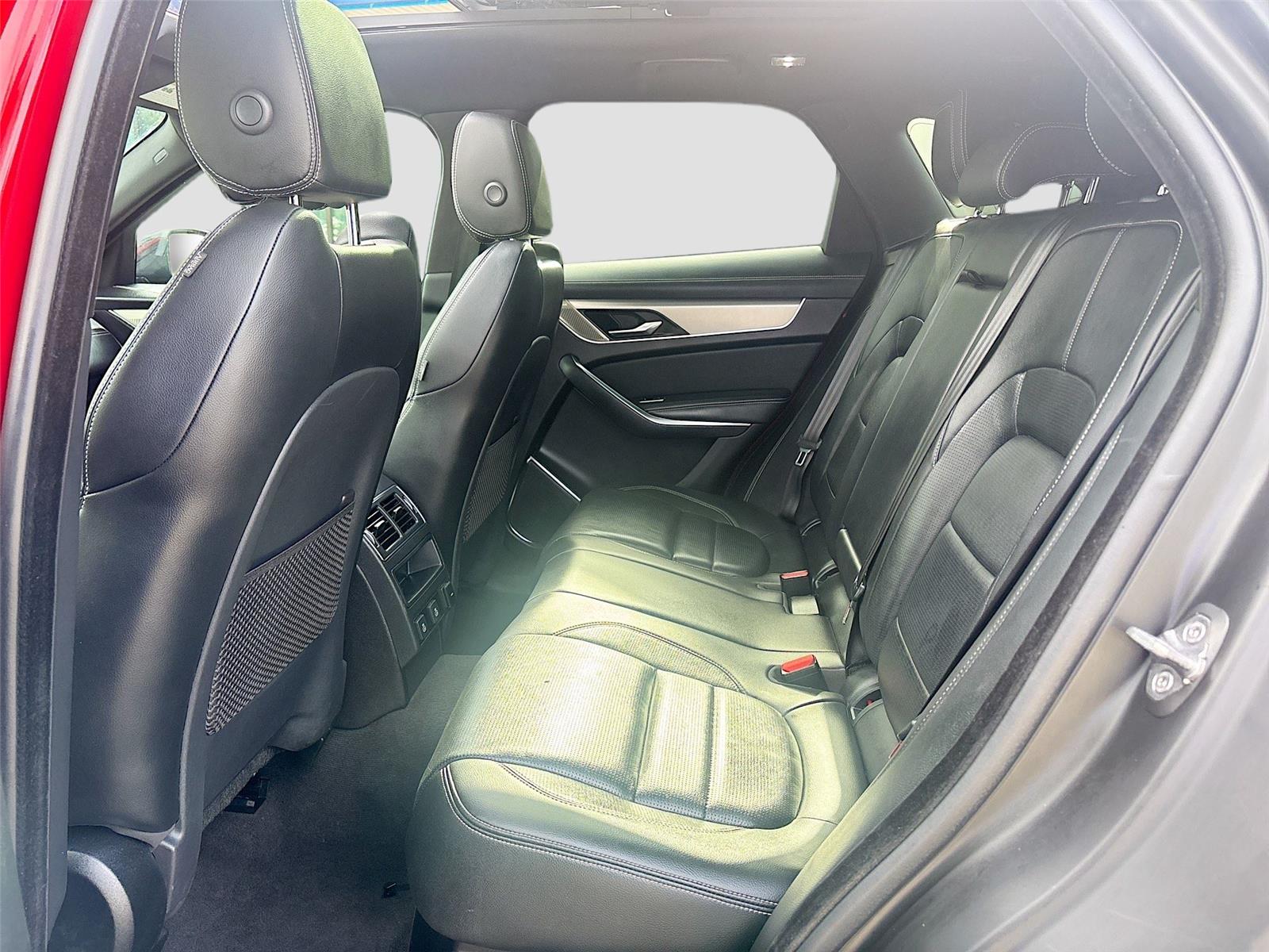 2024 Jaguar F-PACE R-Dynamic S