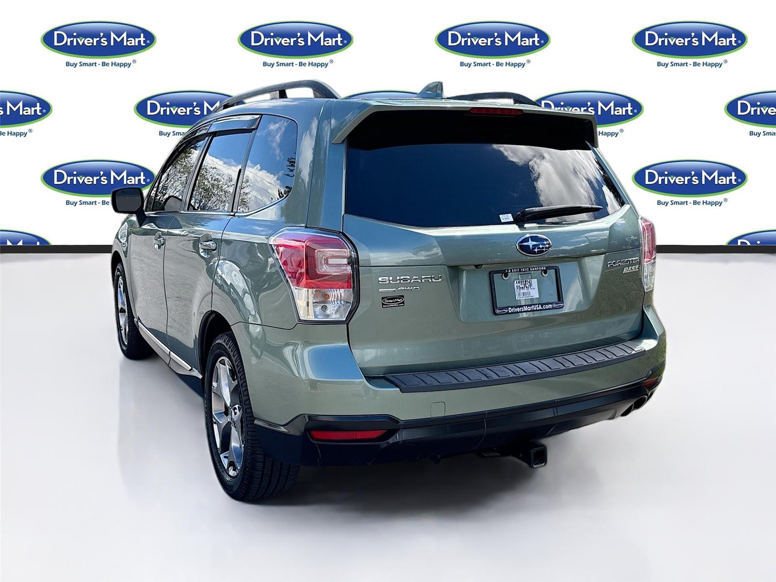 2017 Subaru Forester Touring photo 2