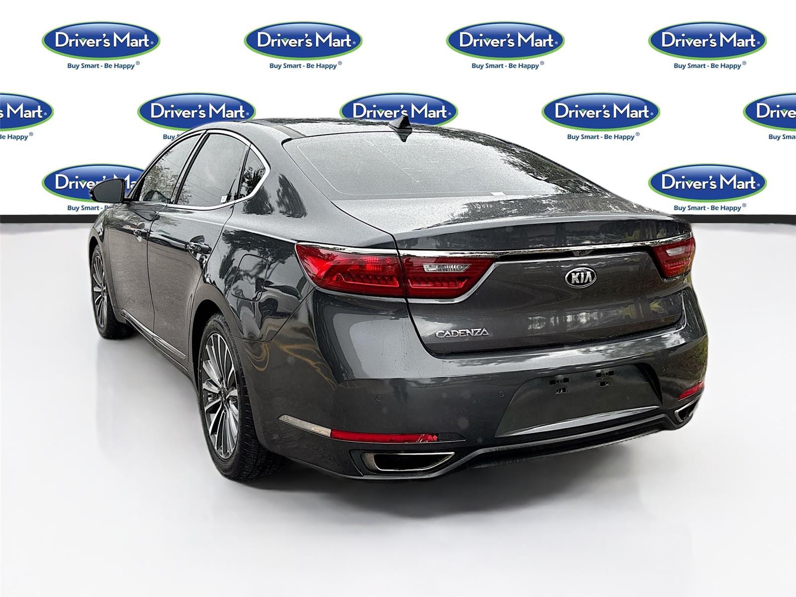 2017 Kia Cadenza Premium