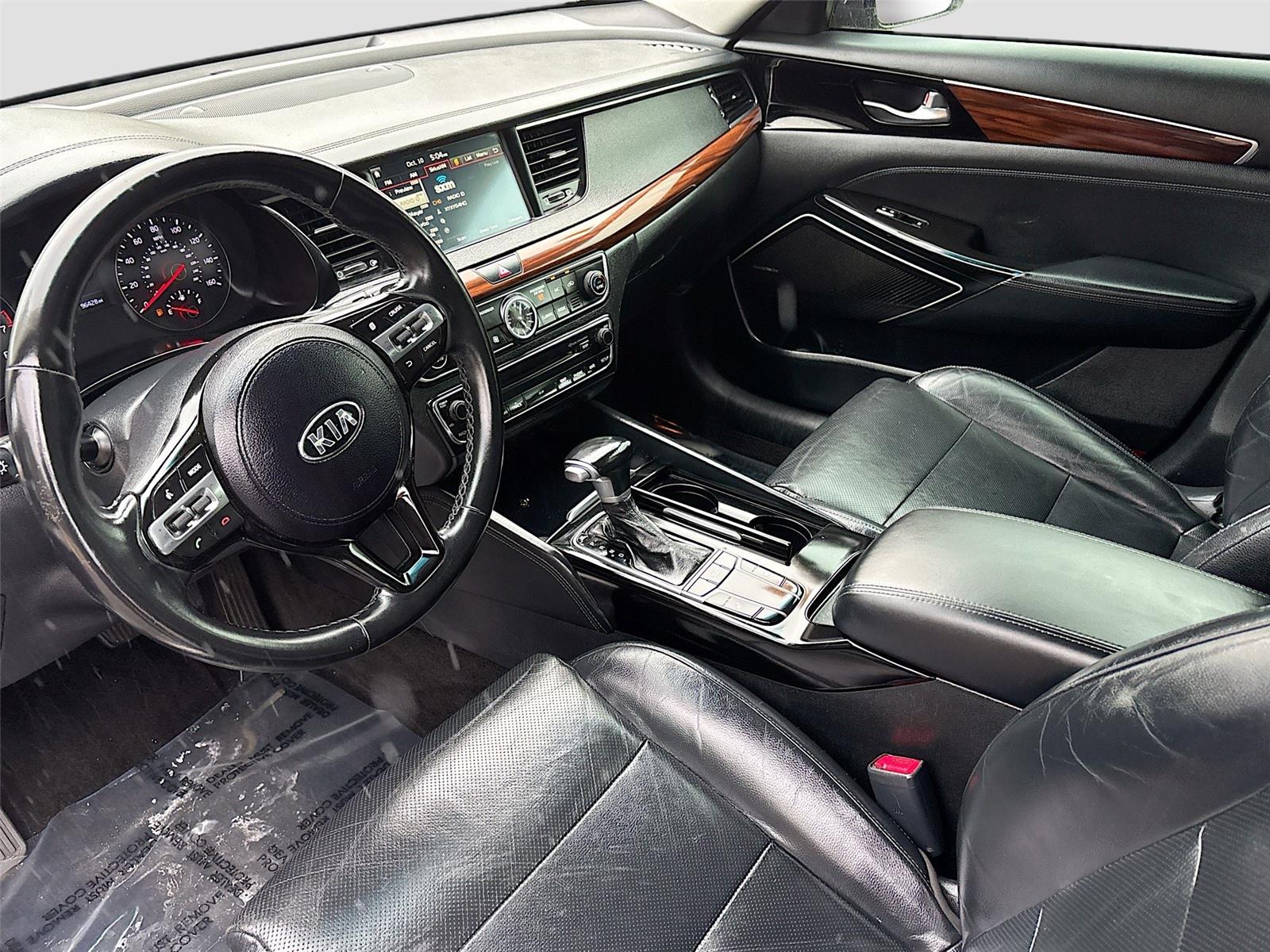 2017 Kia Cadenza Premium
