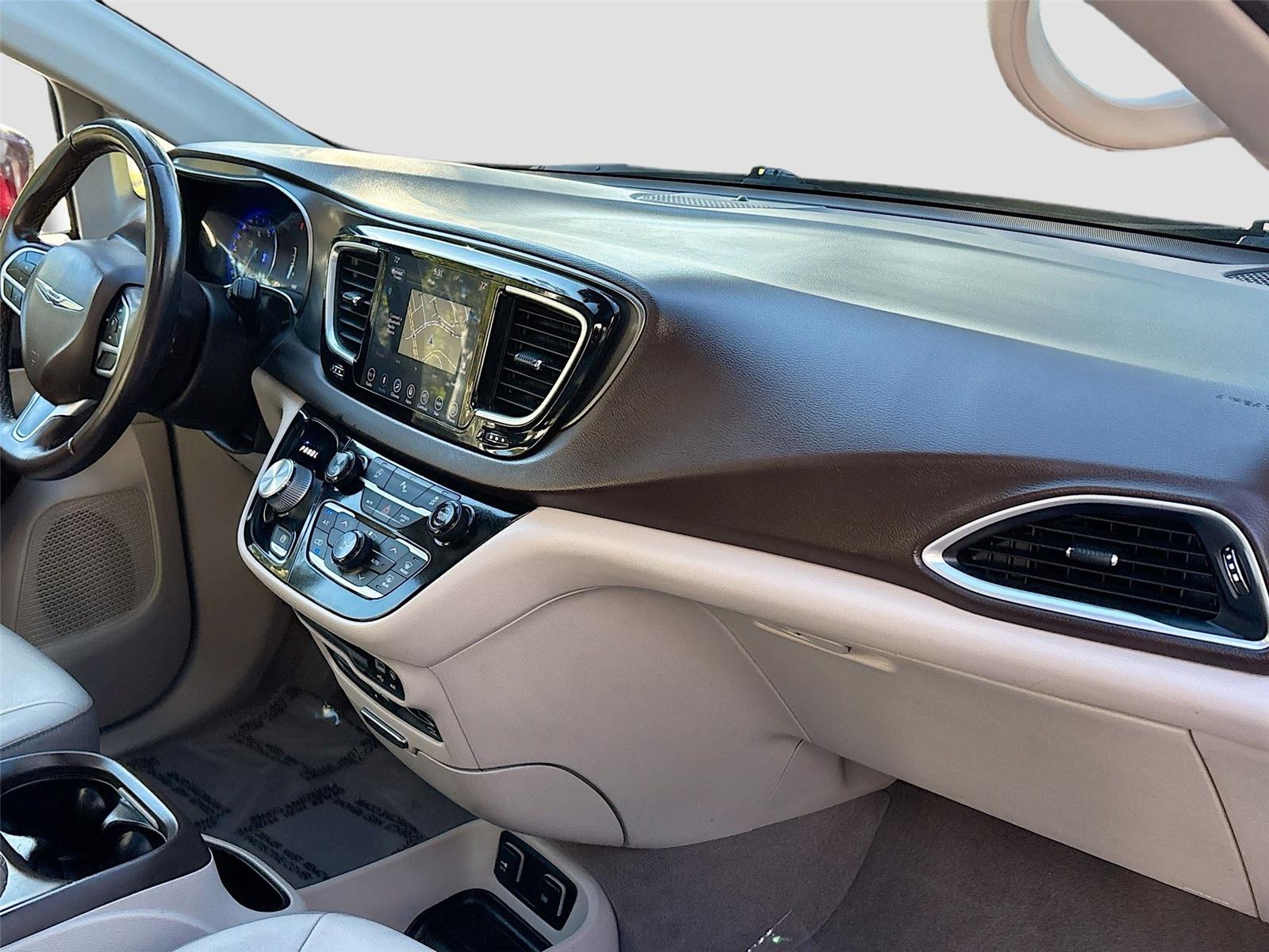 2018 Chrysler Pacifica Touring L Plus
