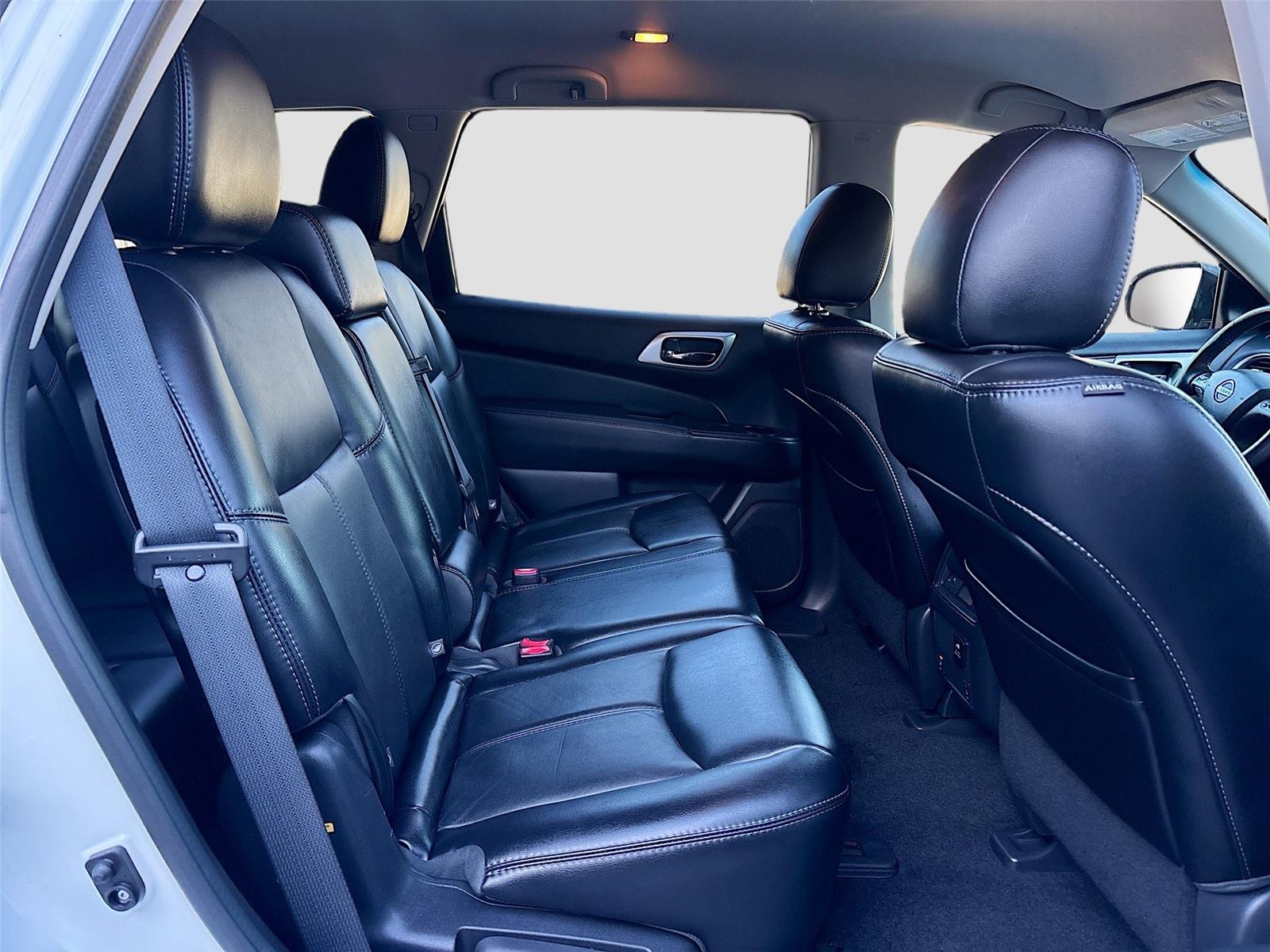2015 Nissan Pathfinder SL