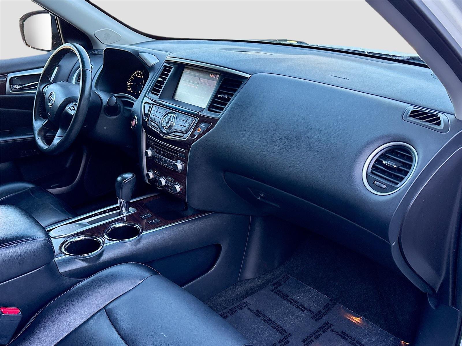 2015 Nissan Pathfinder SL