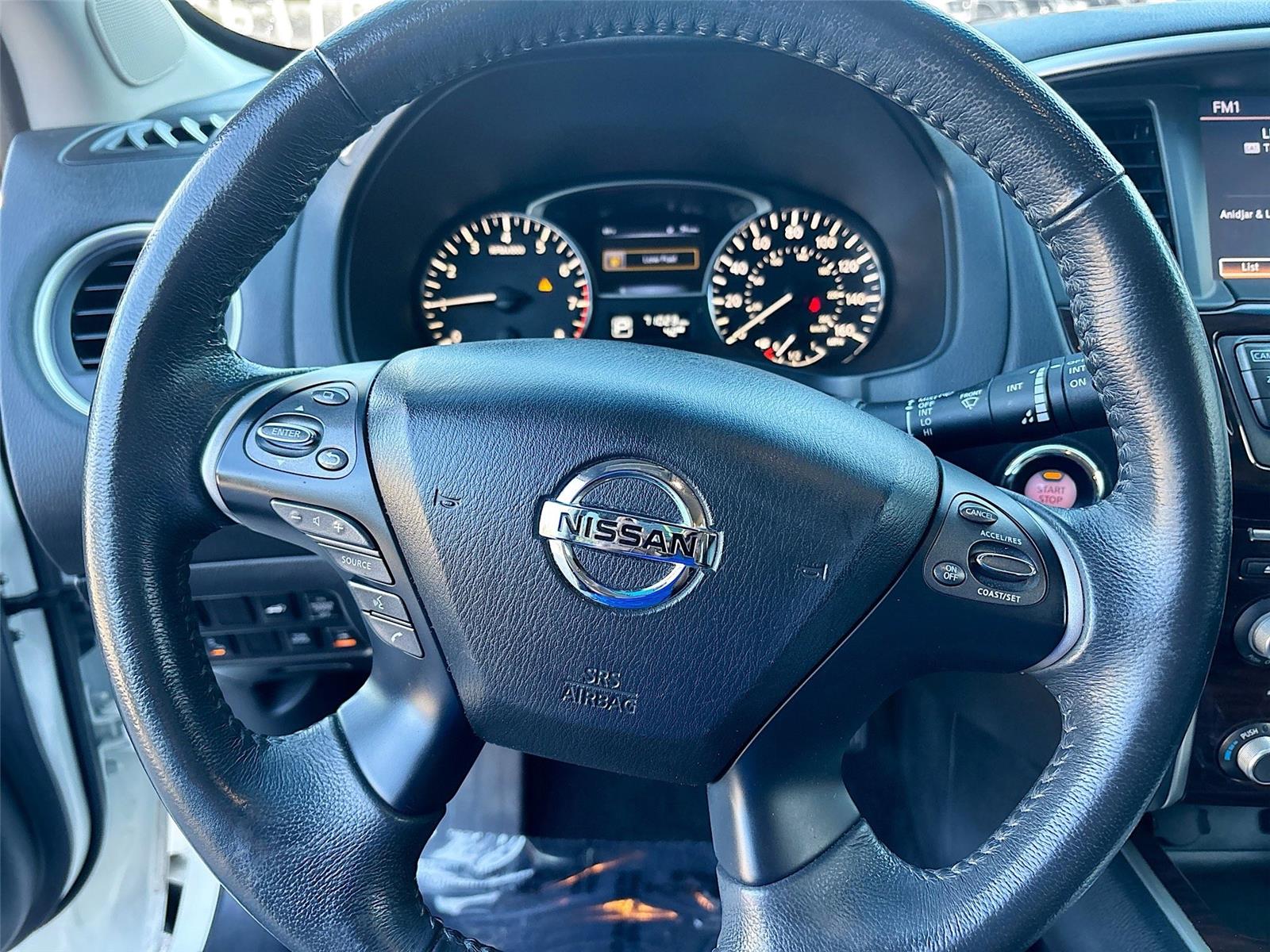 2015 Nissan Pathfinder SL
