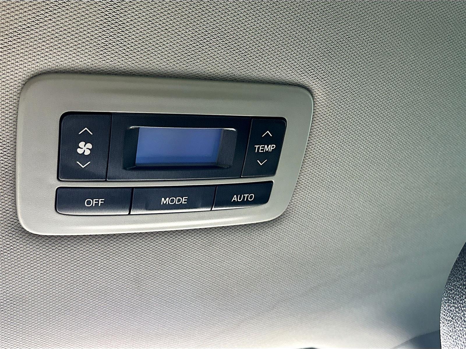 2016 Toyota Sienna SE Premium
