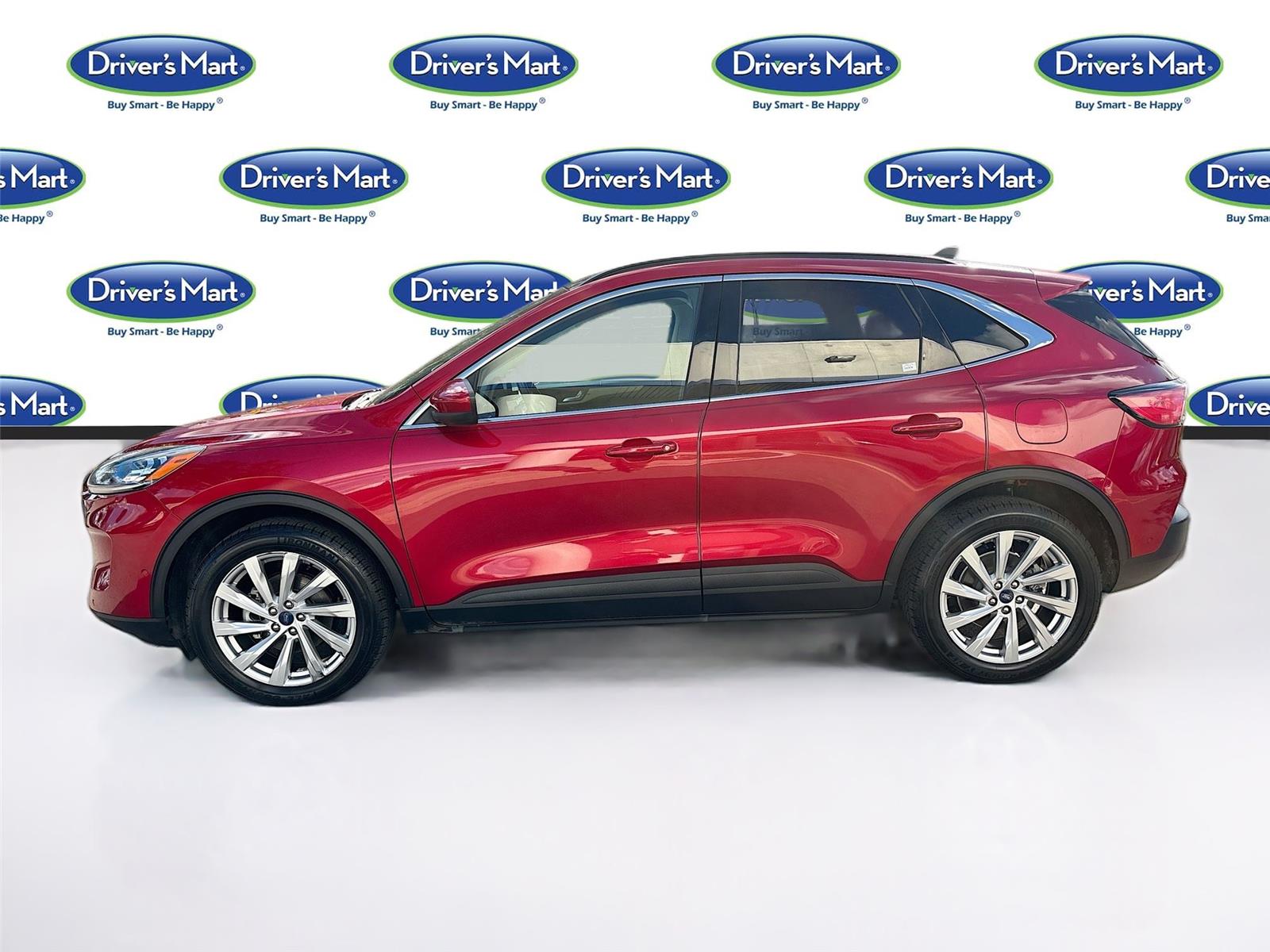 2022 Ford Escape Titanium photo 2