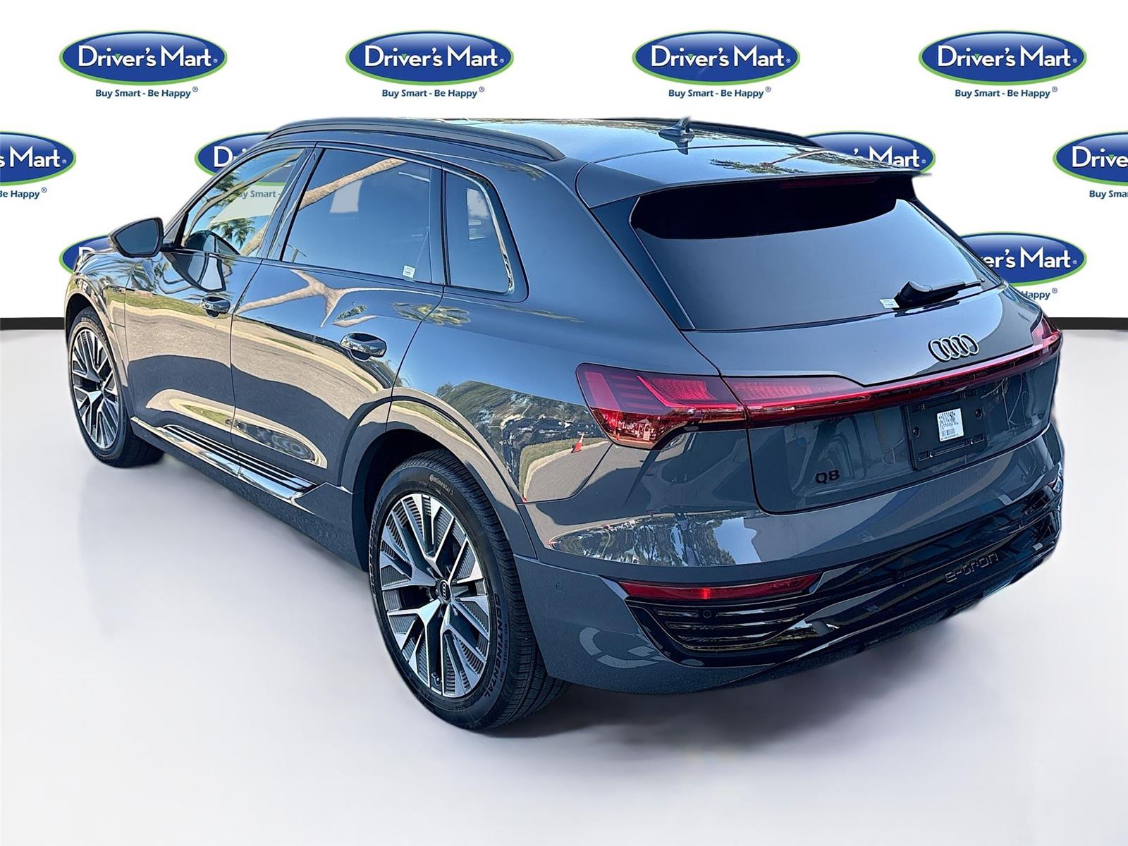 2024 Audi Q8 e-tron Prestige