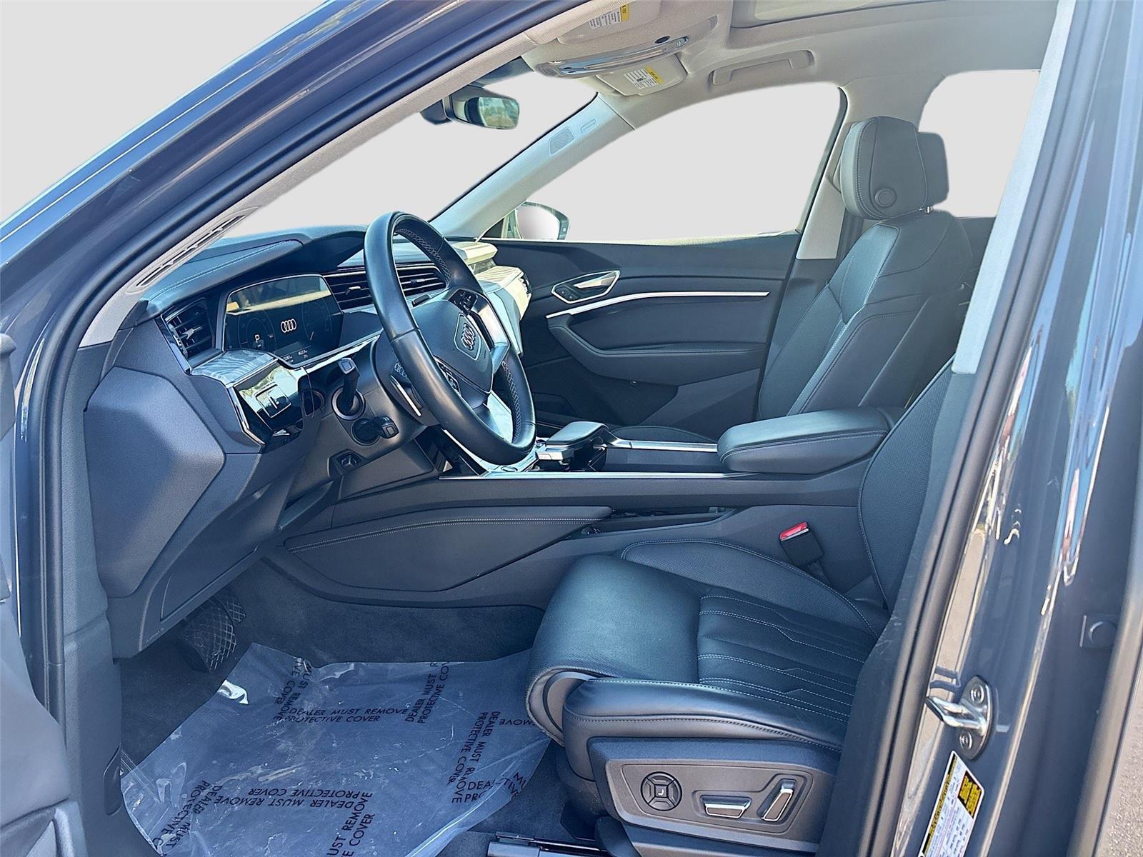 2024 Audi Q8 e-tron Prestige